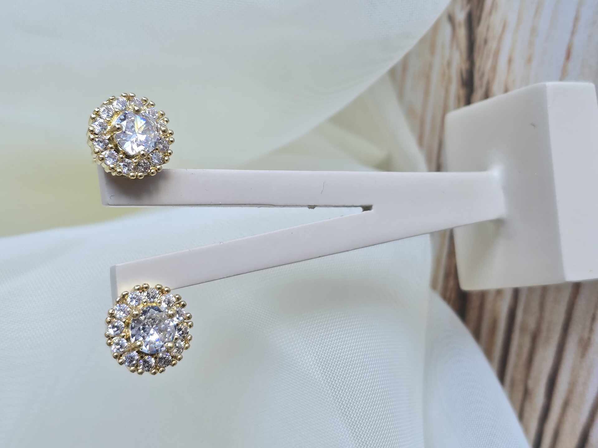 BRI3486G - Brinco Ouro Semijoia