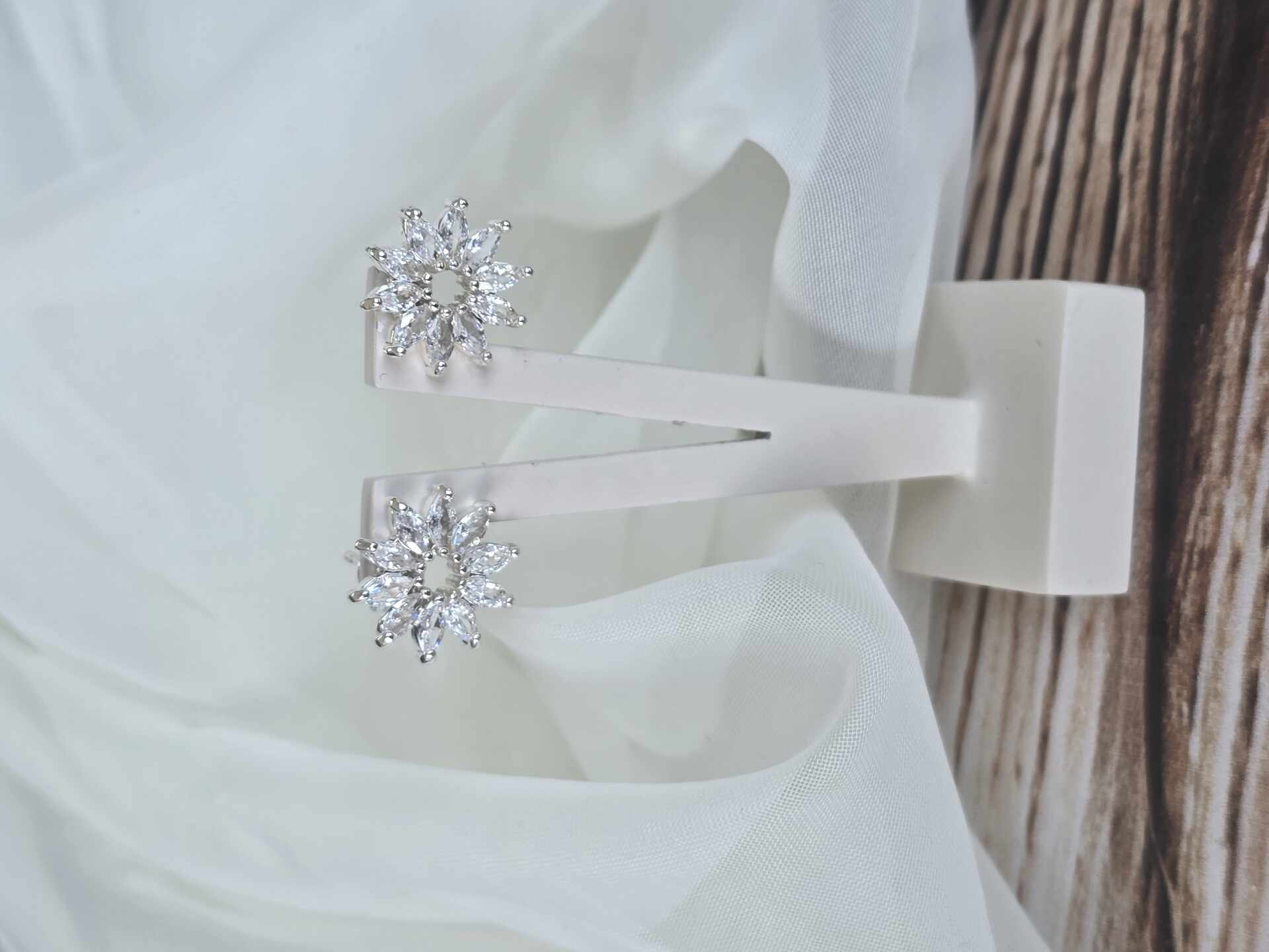 BRI3518S - Brinco Prata Semijoia