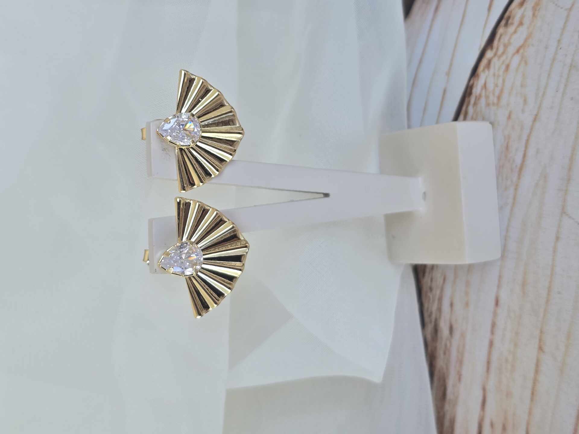 BRI3427G - Brinco Ouro Semijoia