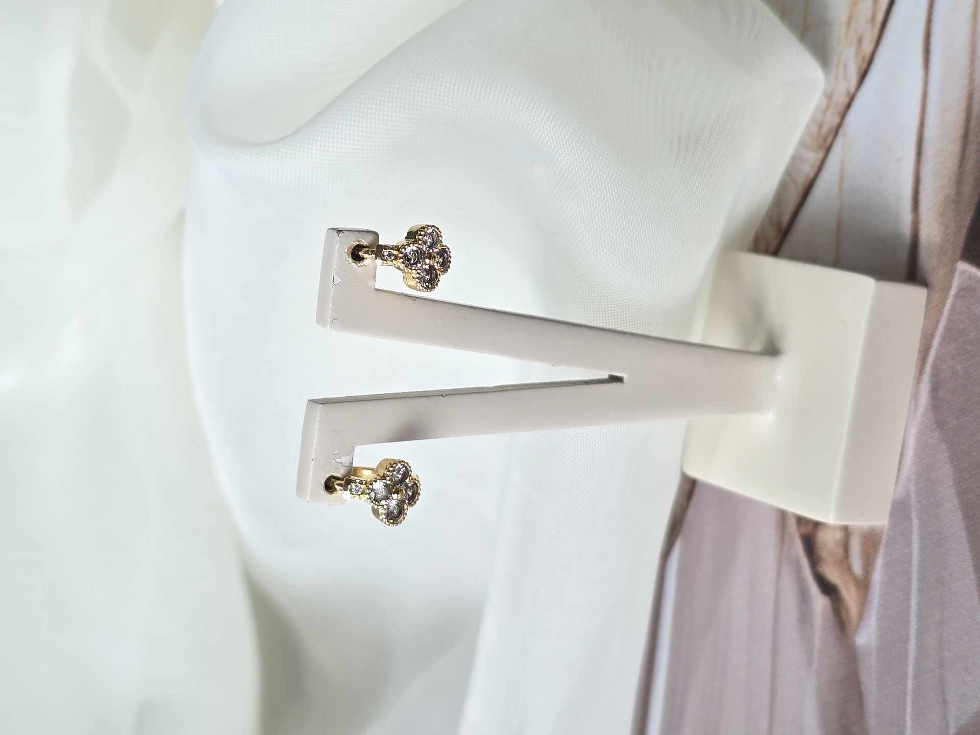 BRI3705G - Brinco Ouro Infantil