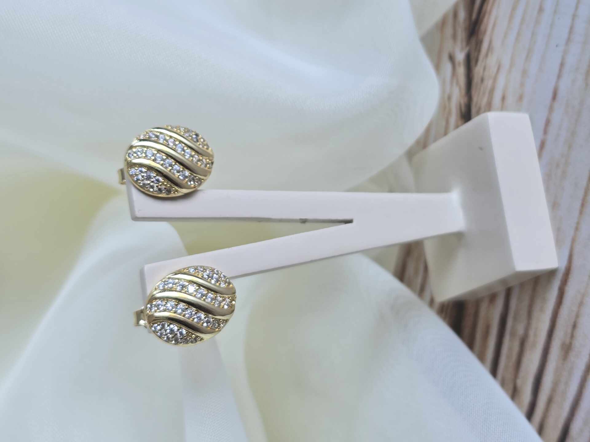 BRI3500G - Brinco Ouro Semijoia