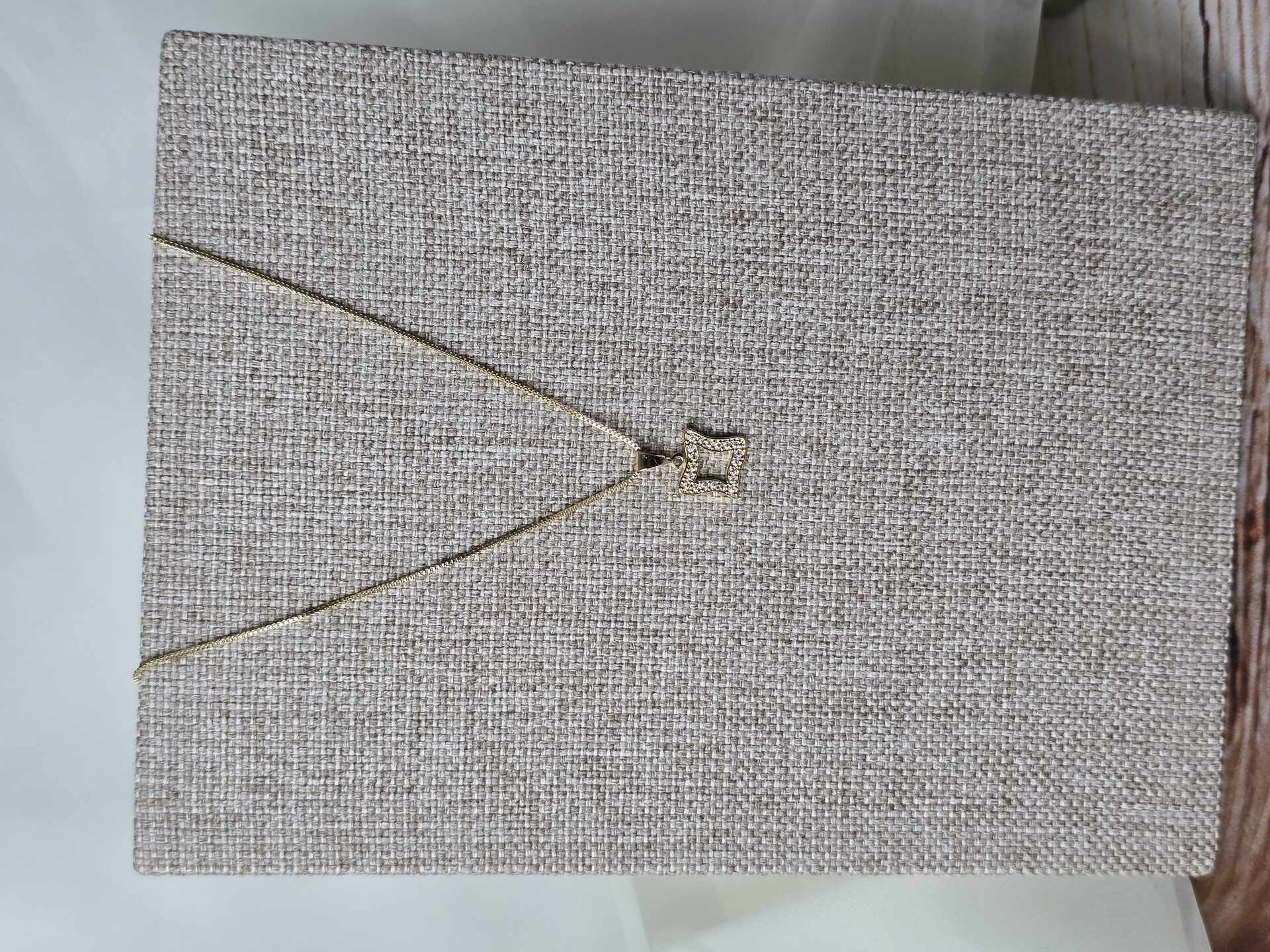 CL3626G - Colar Ouro Semijoia