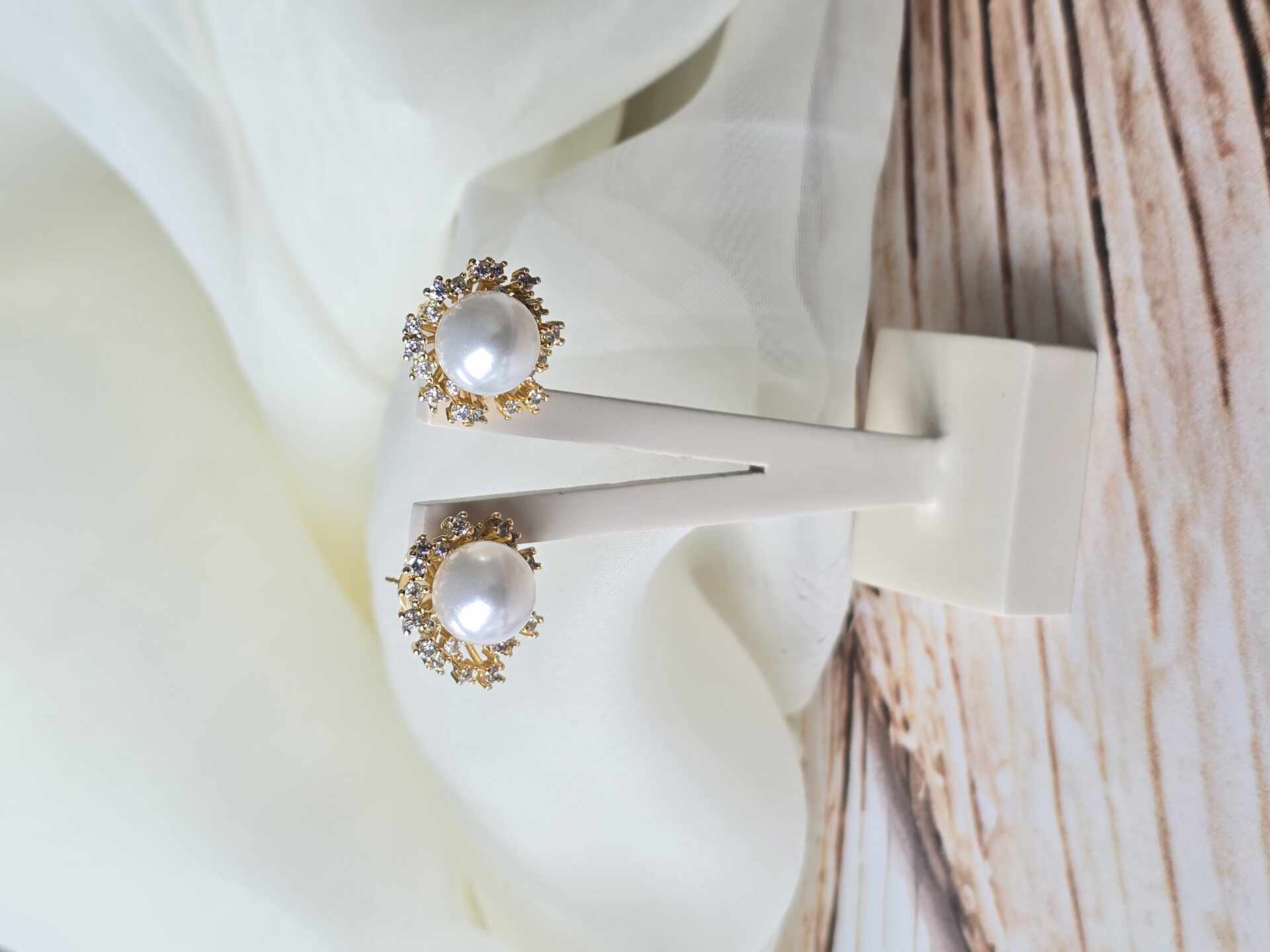 BRI3707G - Brinco Ouro Semijoia