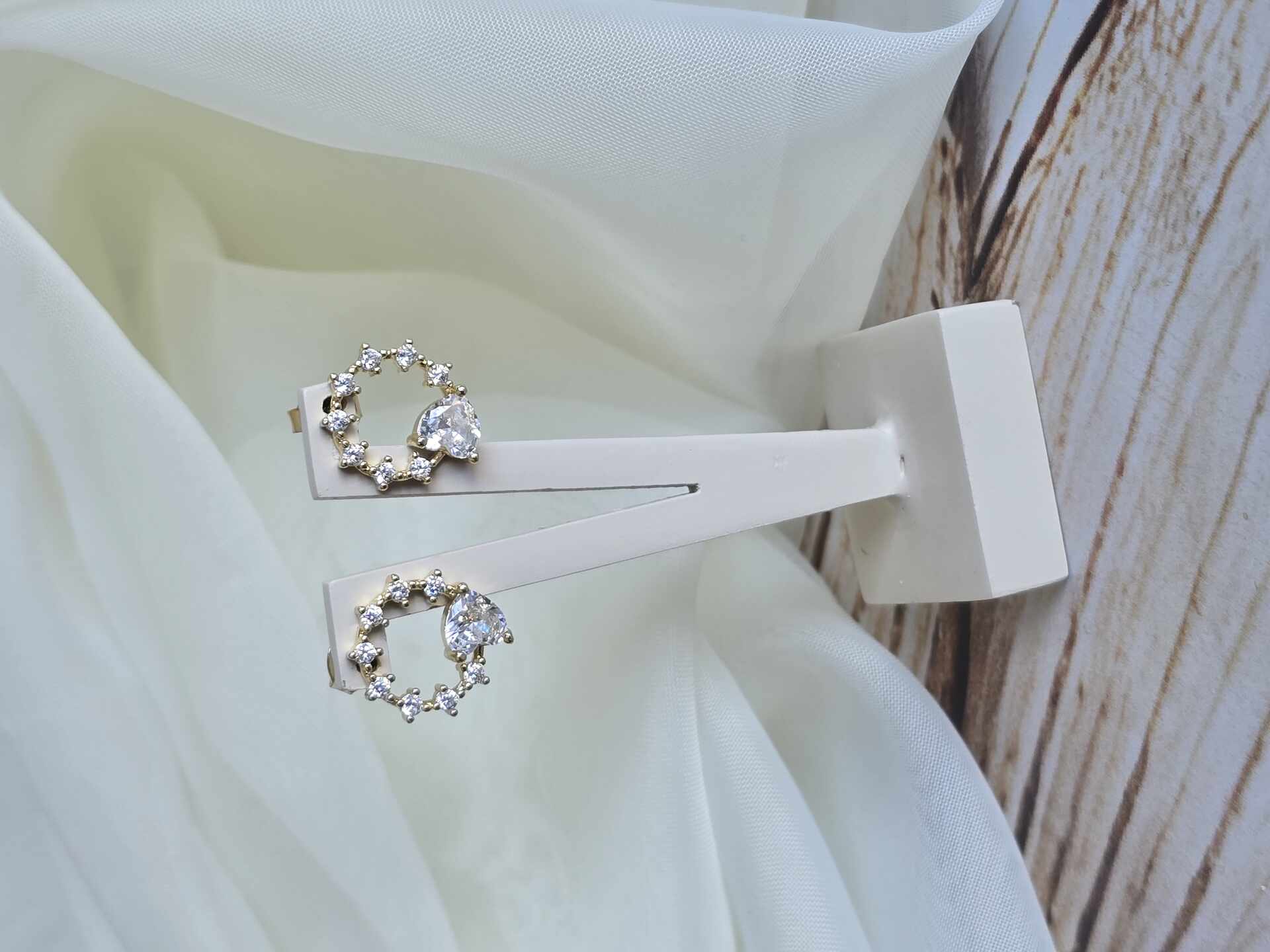 BRI3485G - Brinco Ouro Semijoia