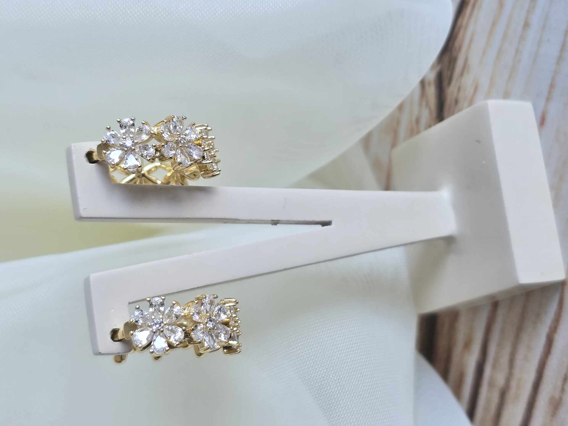 BRI3496G - Brinco Ouro Semijoia