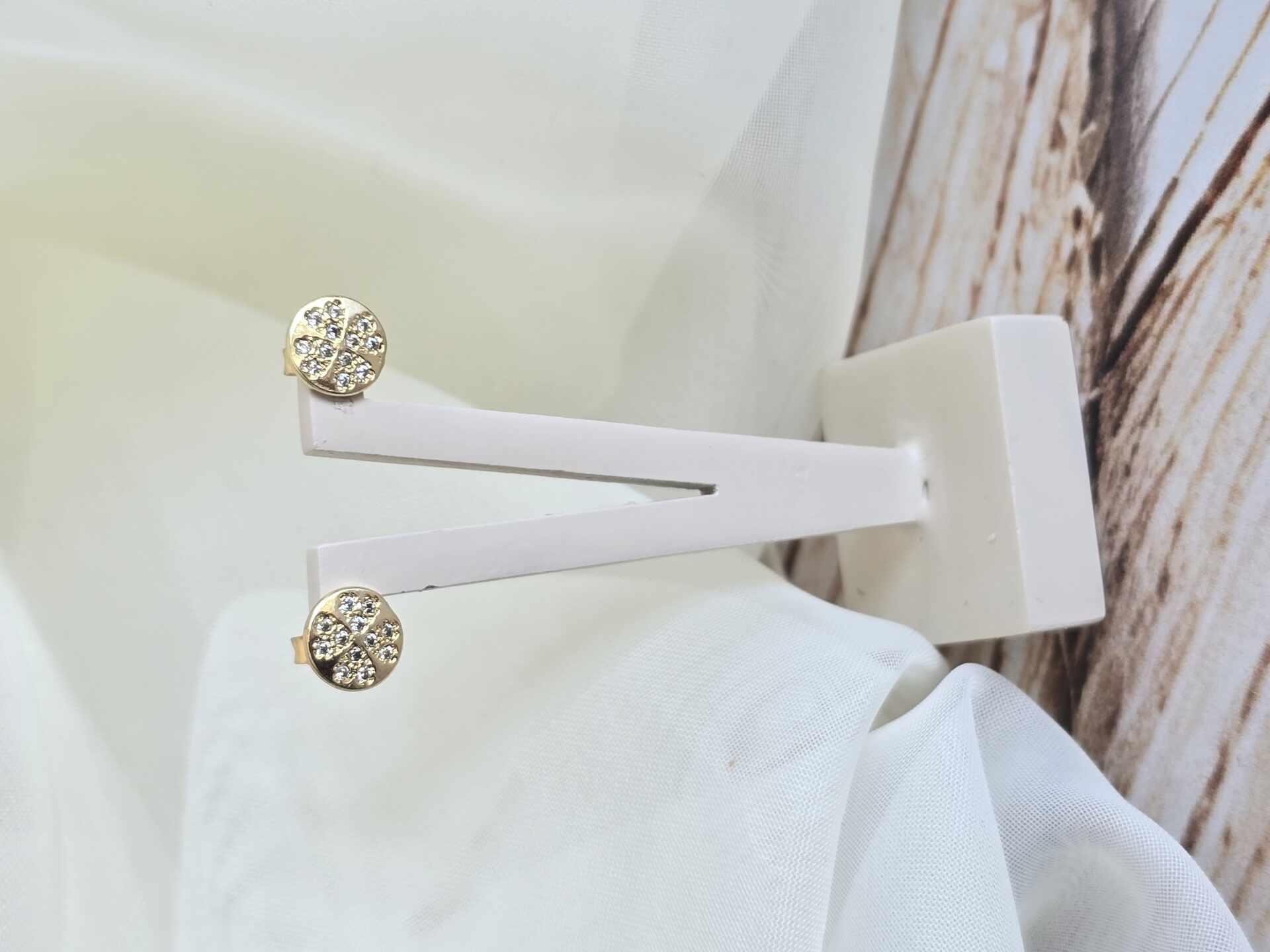 BRI3465G - Brinco Ouro Semijoia