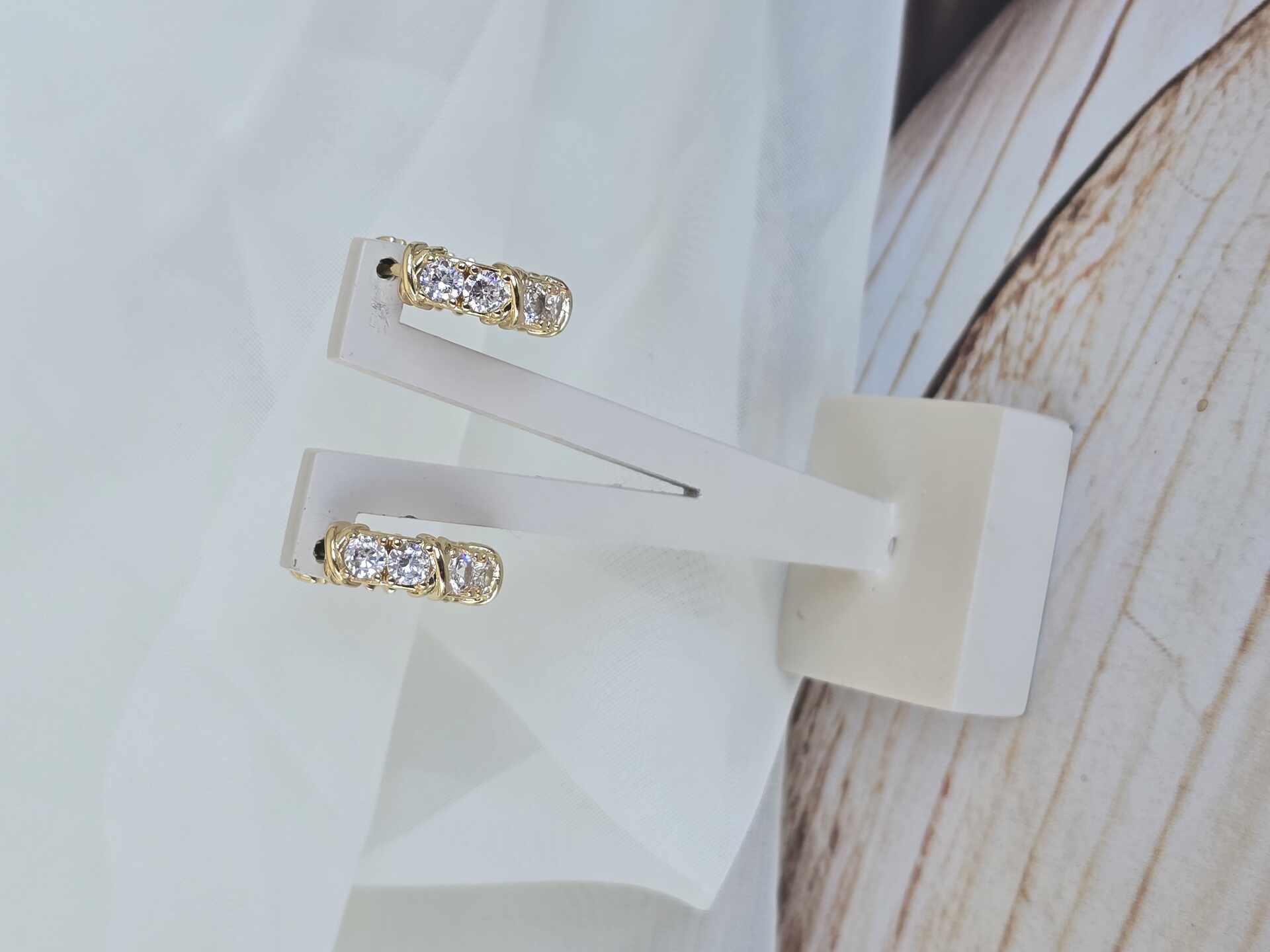 BRI3483G - Brinco Ouro Semijoia