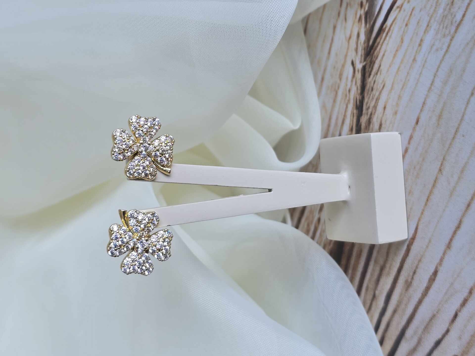 BRI3497G - Brinco Ouro Semijoia