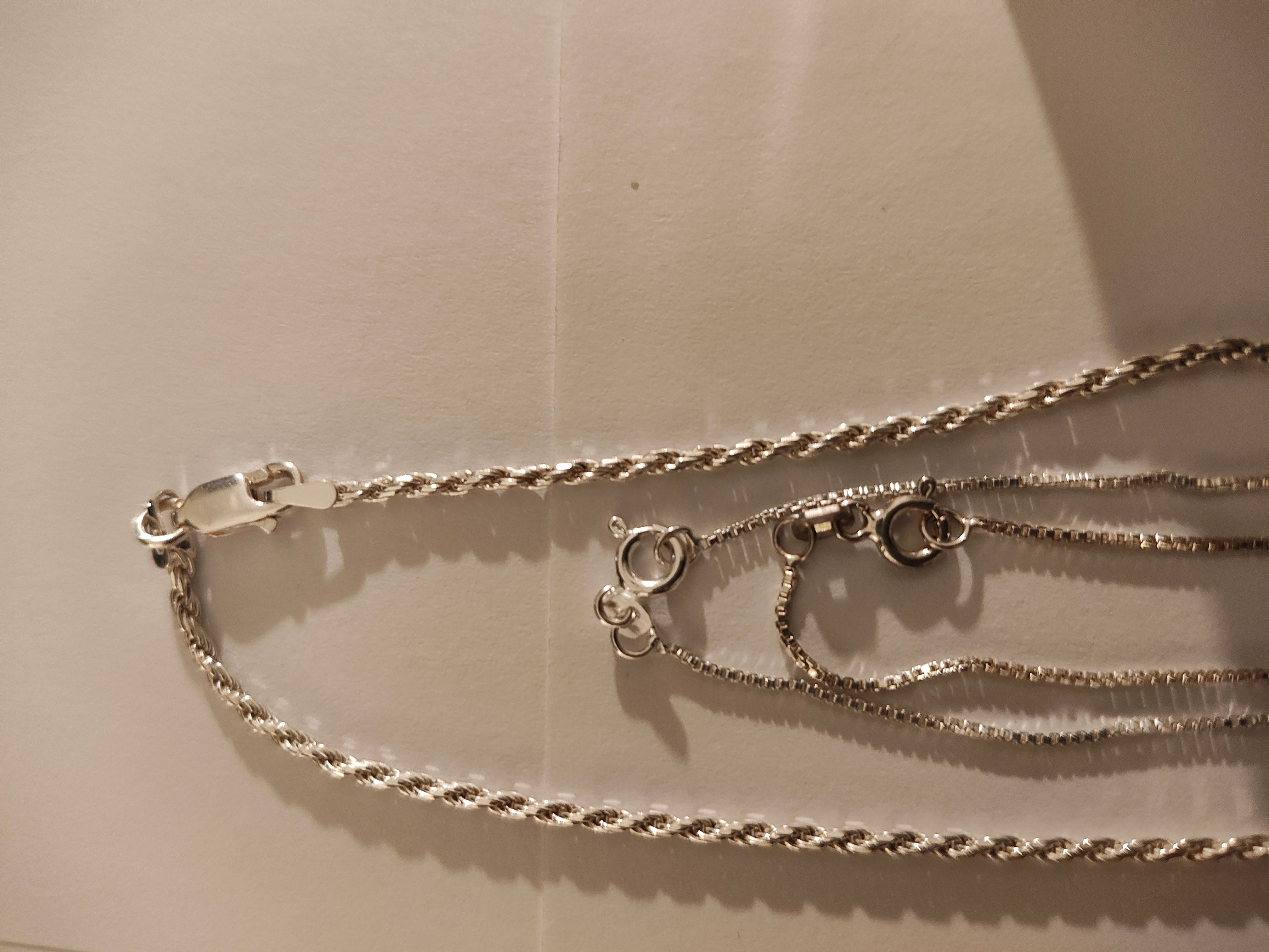 Elegant Silver Chain Necklace