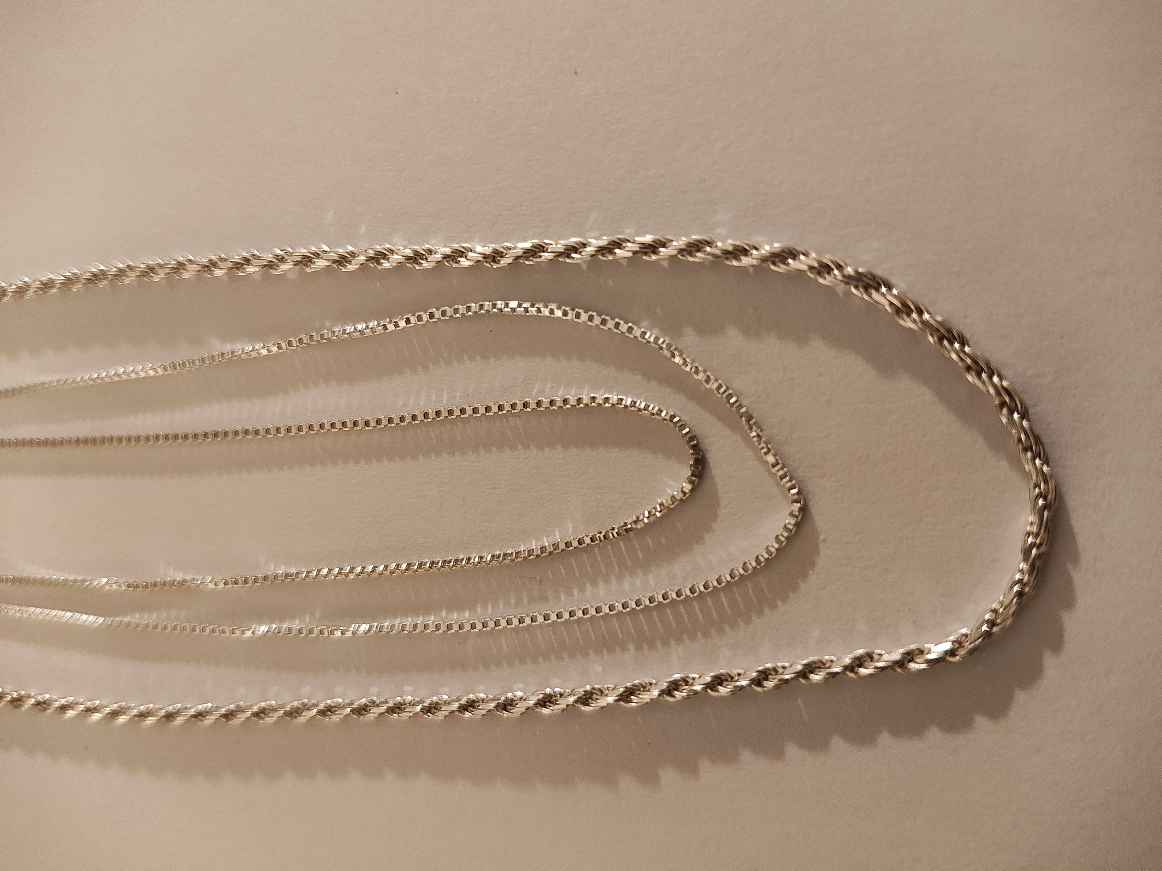 Elegant Silver Chain Necklace
