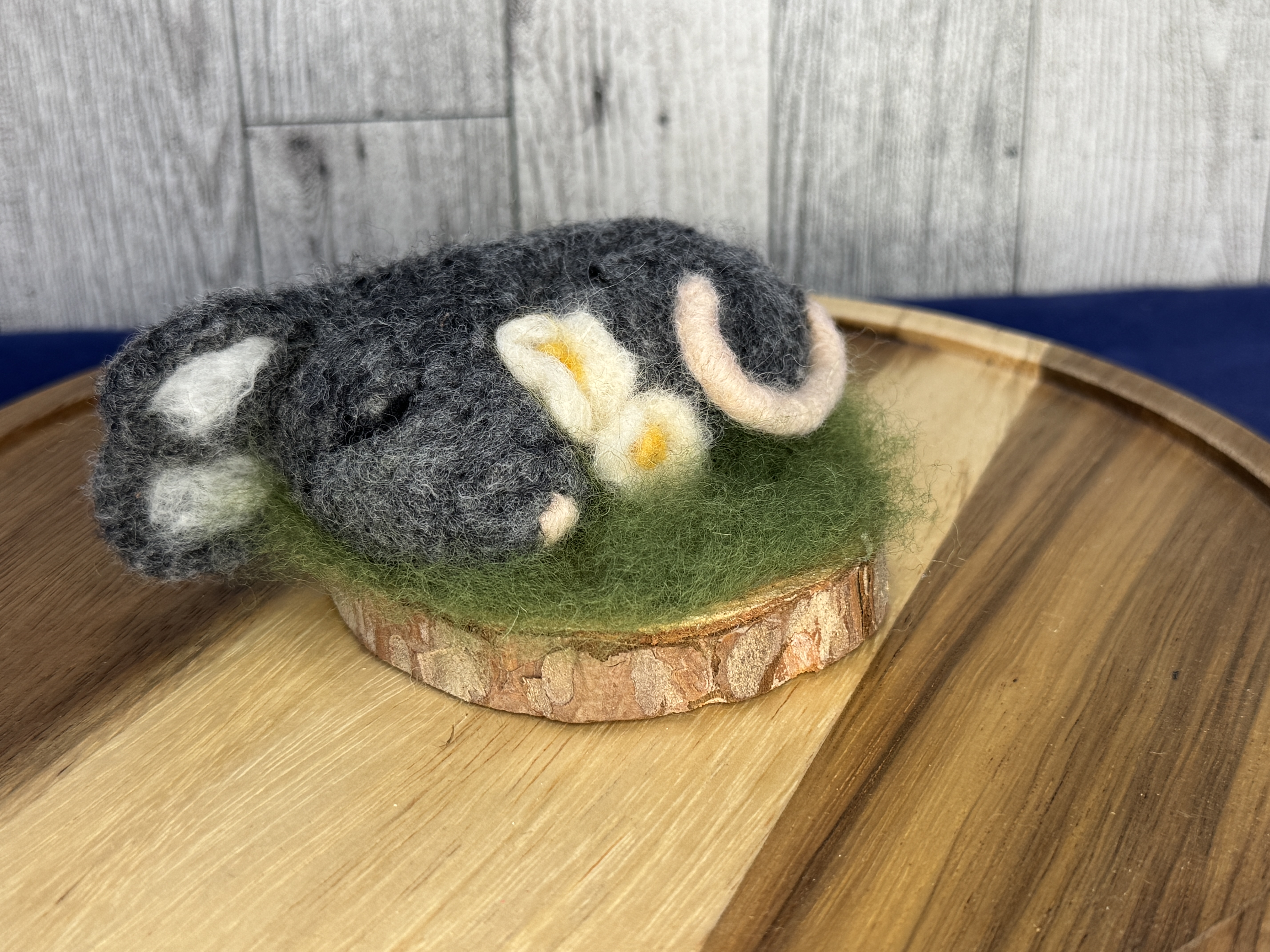 Felted Sleepy Mouse
