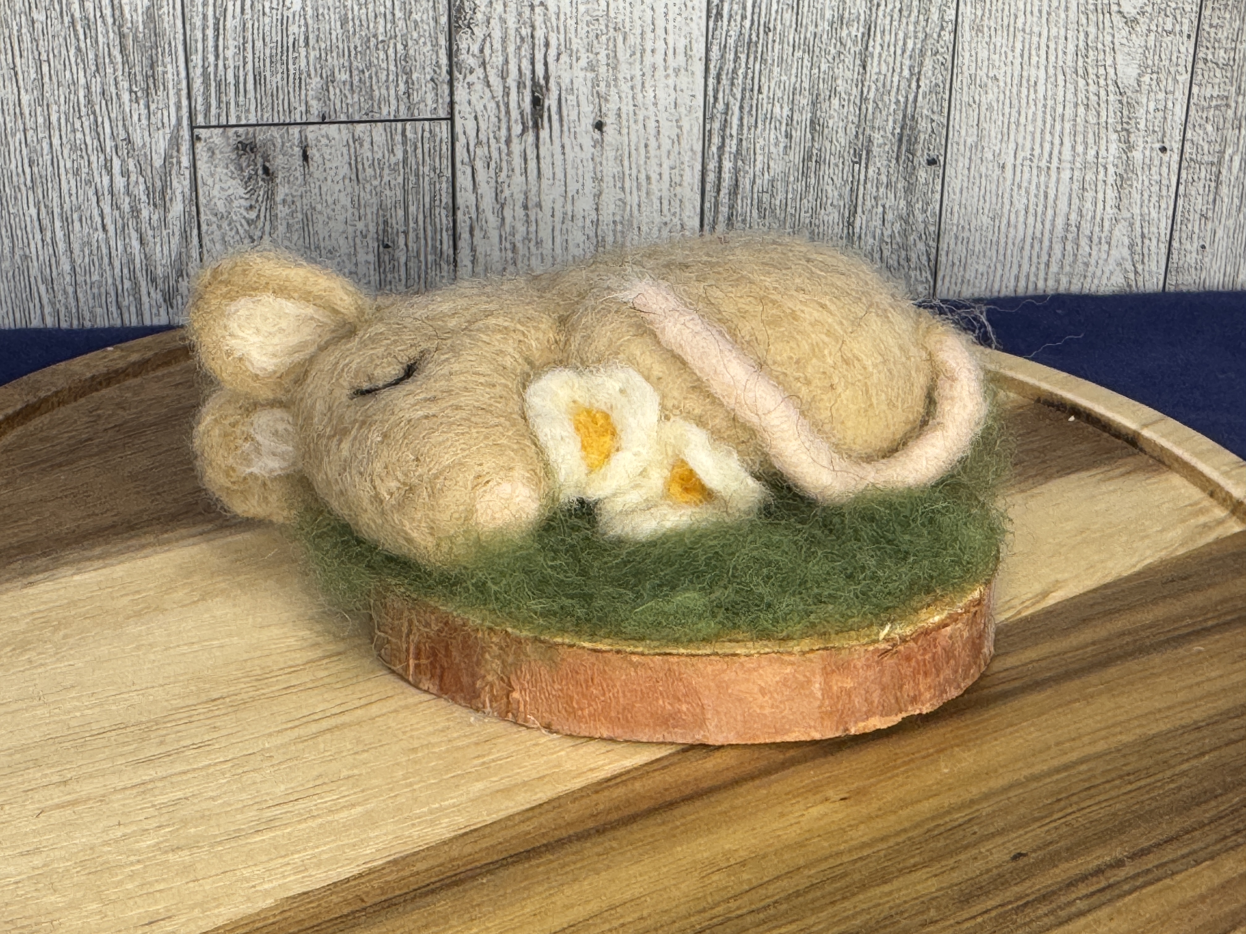Felted Sleepy Mouse