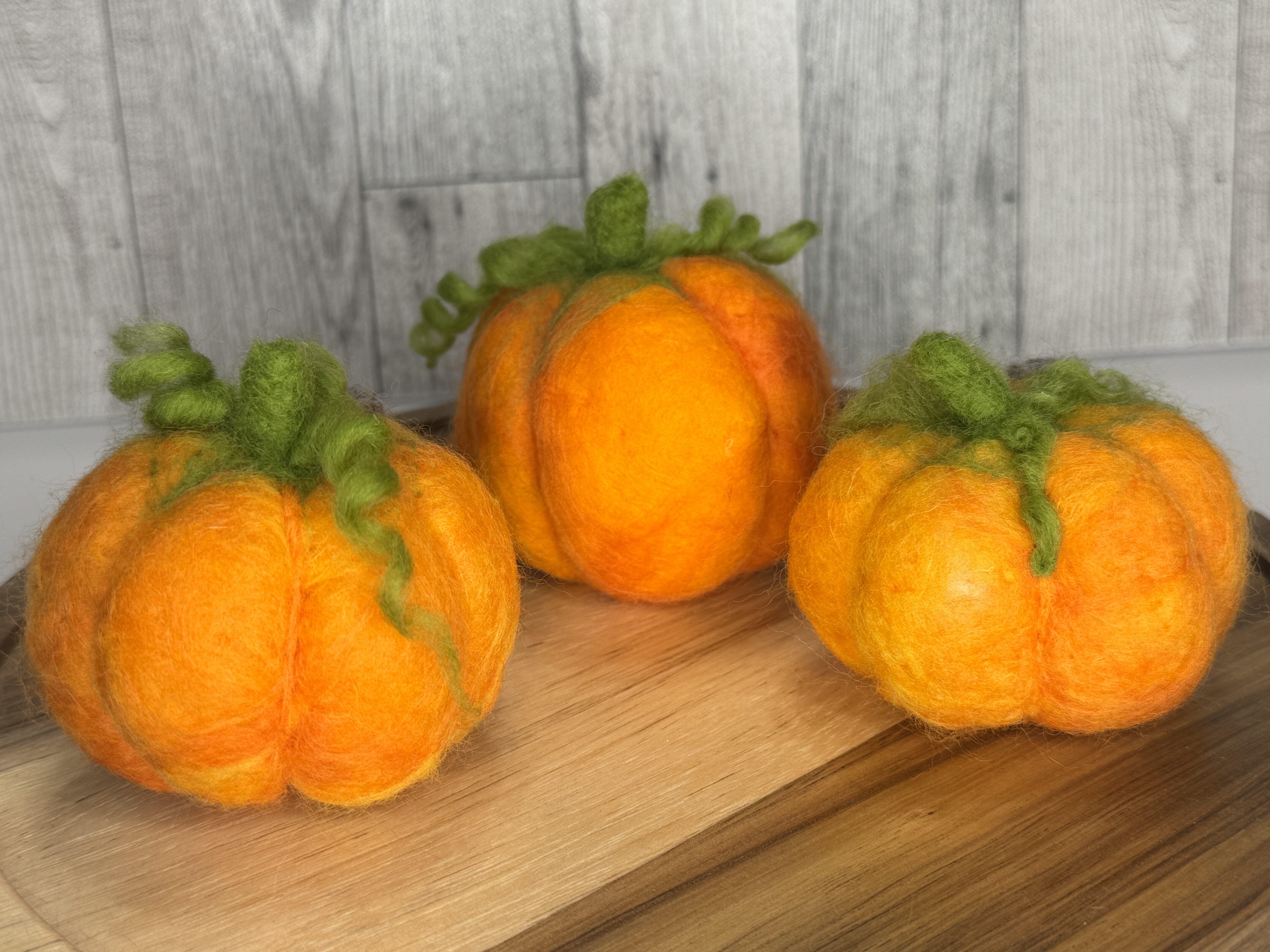 Needle Felted Pumpkin Mouse Decor