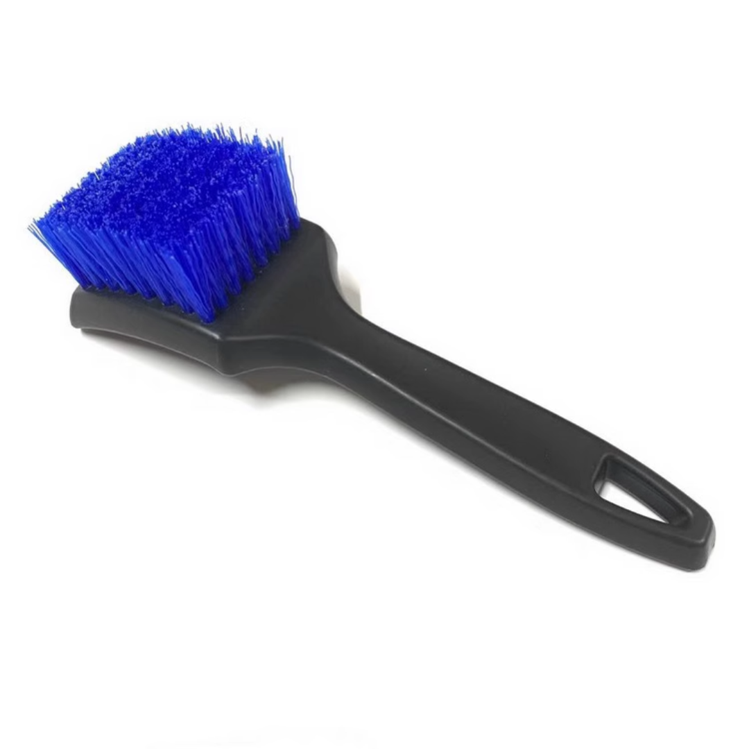 Random Colour Tyre Brush