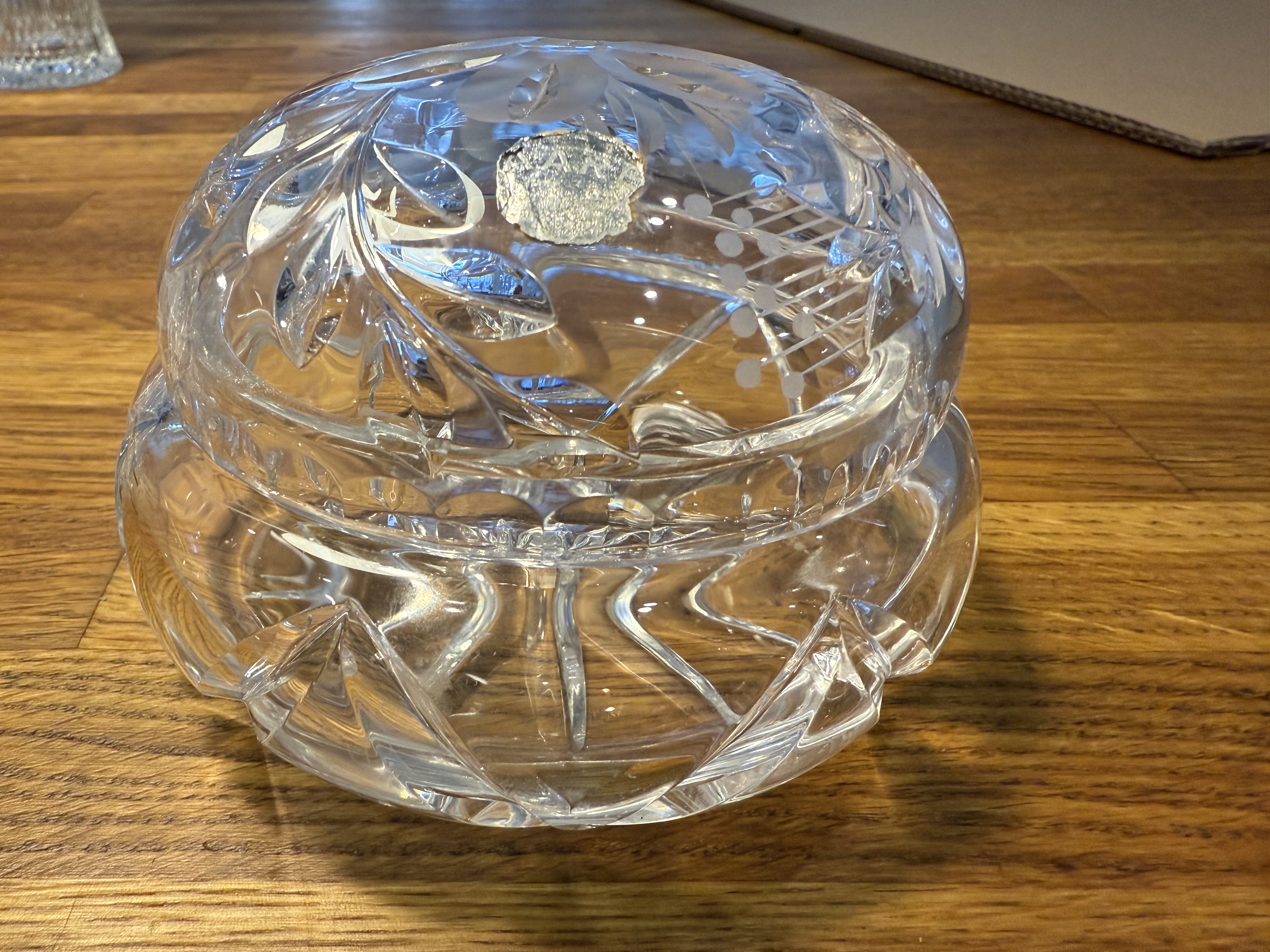 EW Aare kristallitööstuse puudritoos lihviga