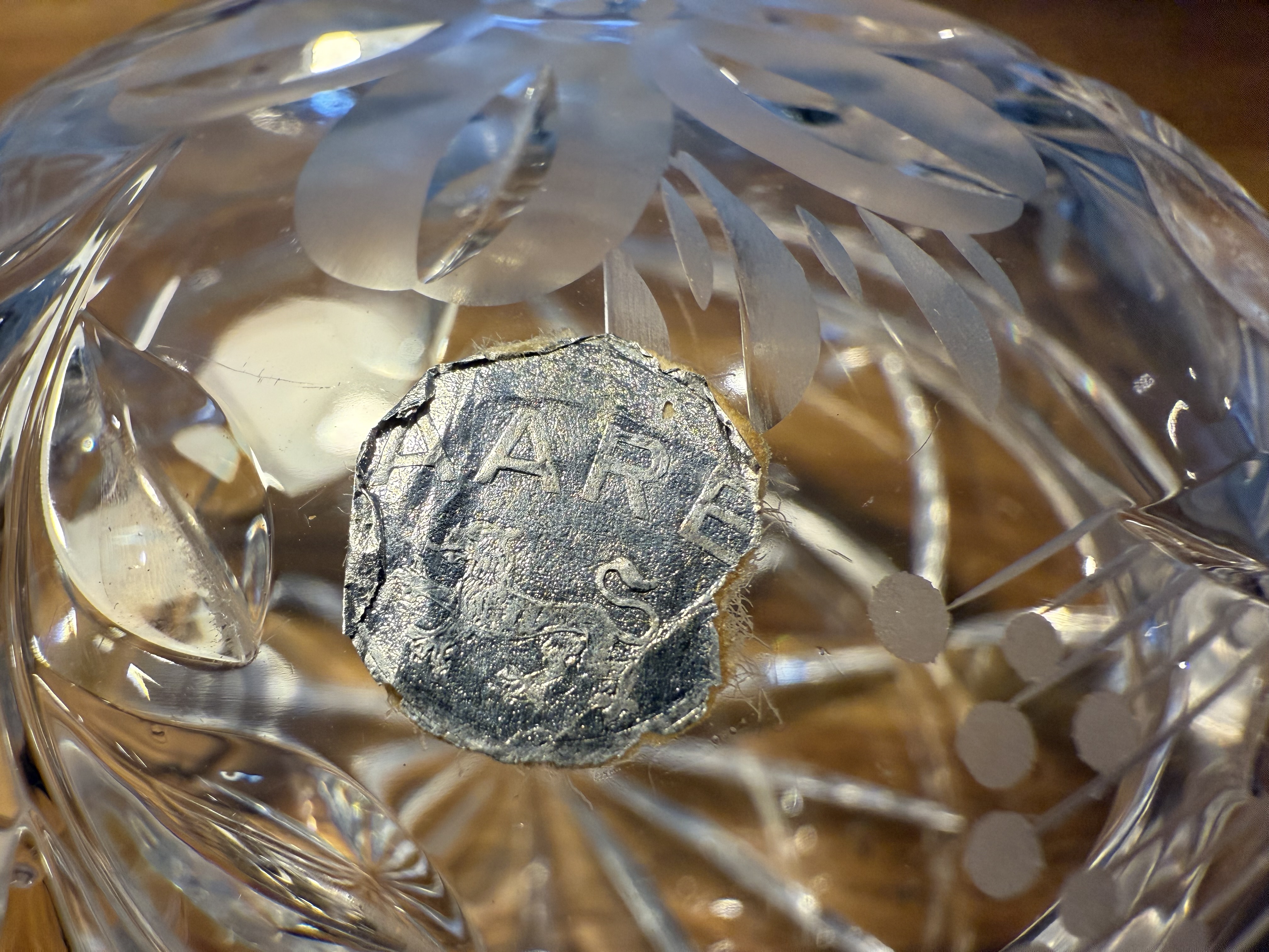 EW Aare kristallitööstuse puudritoos lihviga