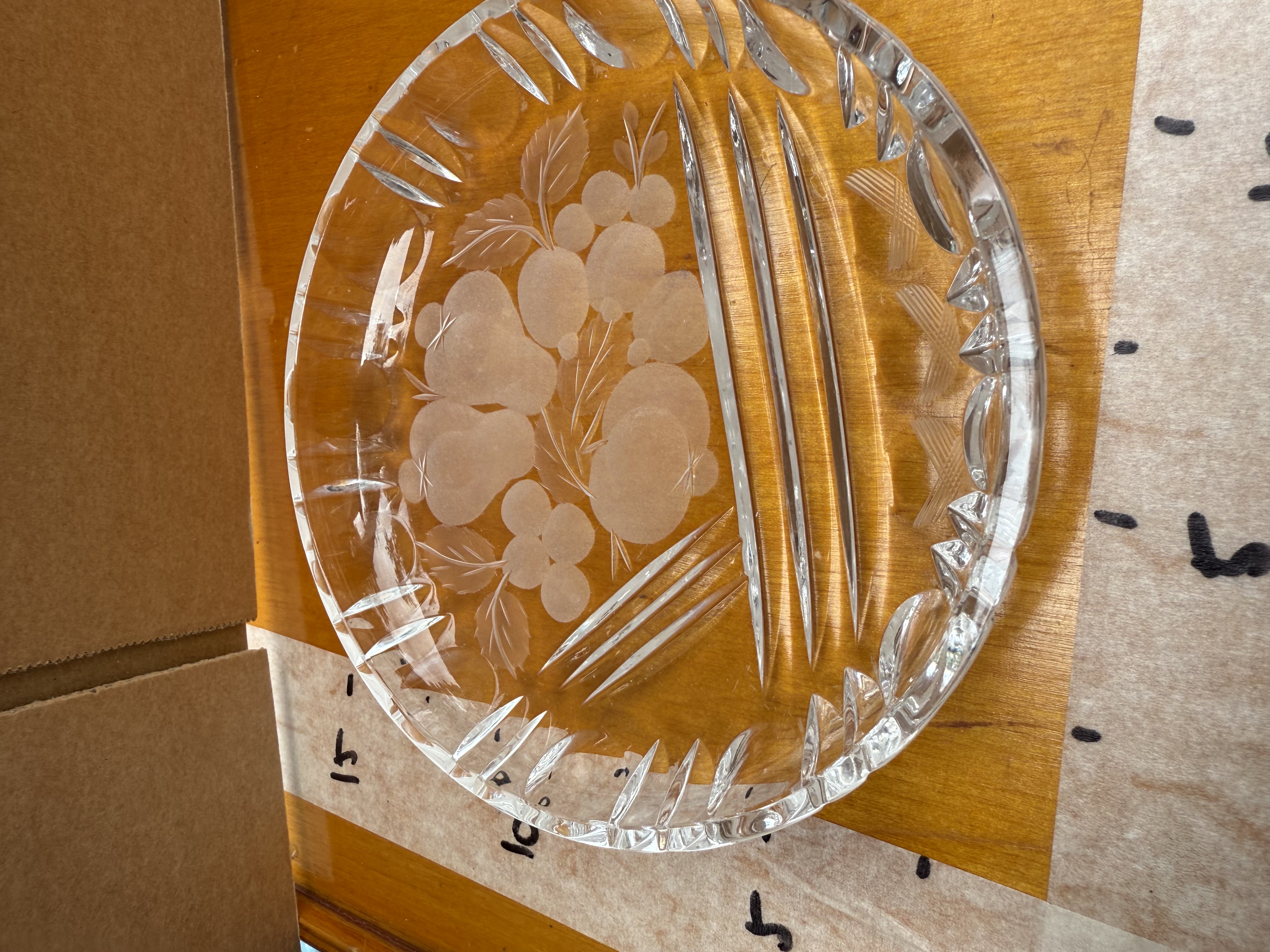 EW kristalltaldrik pirnilihviga, äkki Lorup?