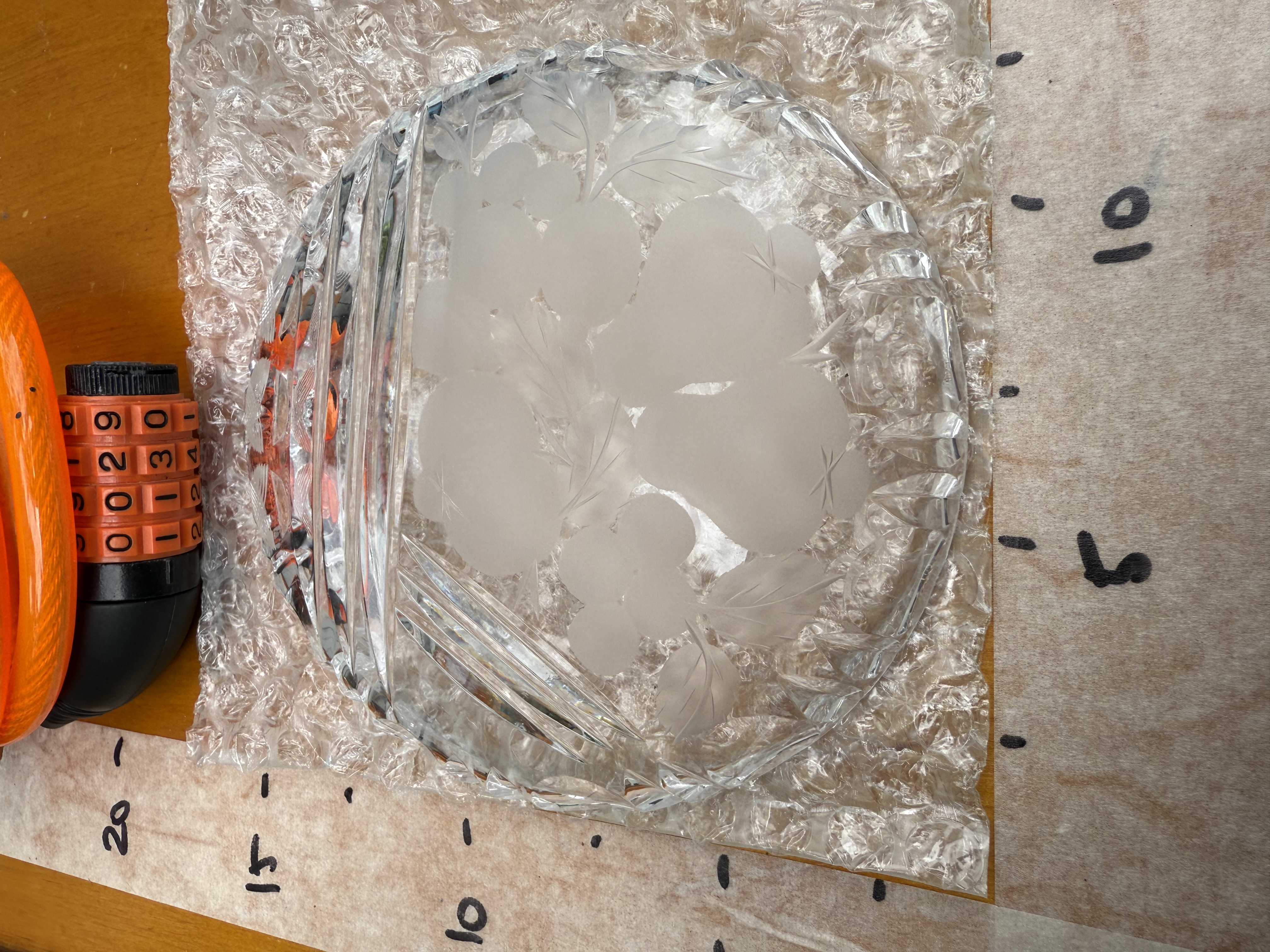 EW kristalltaldrik pirnilihviga, äkki Lorup?