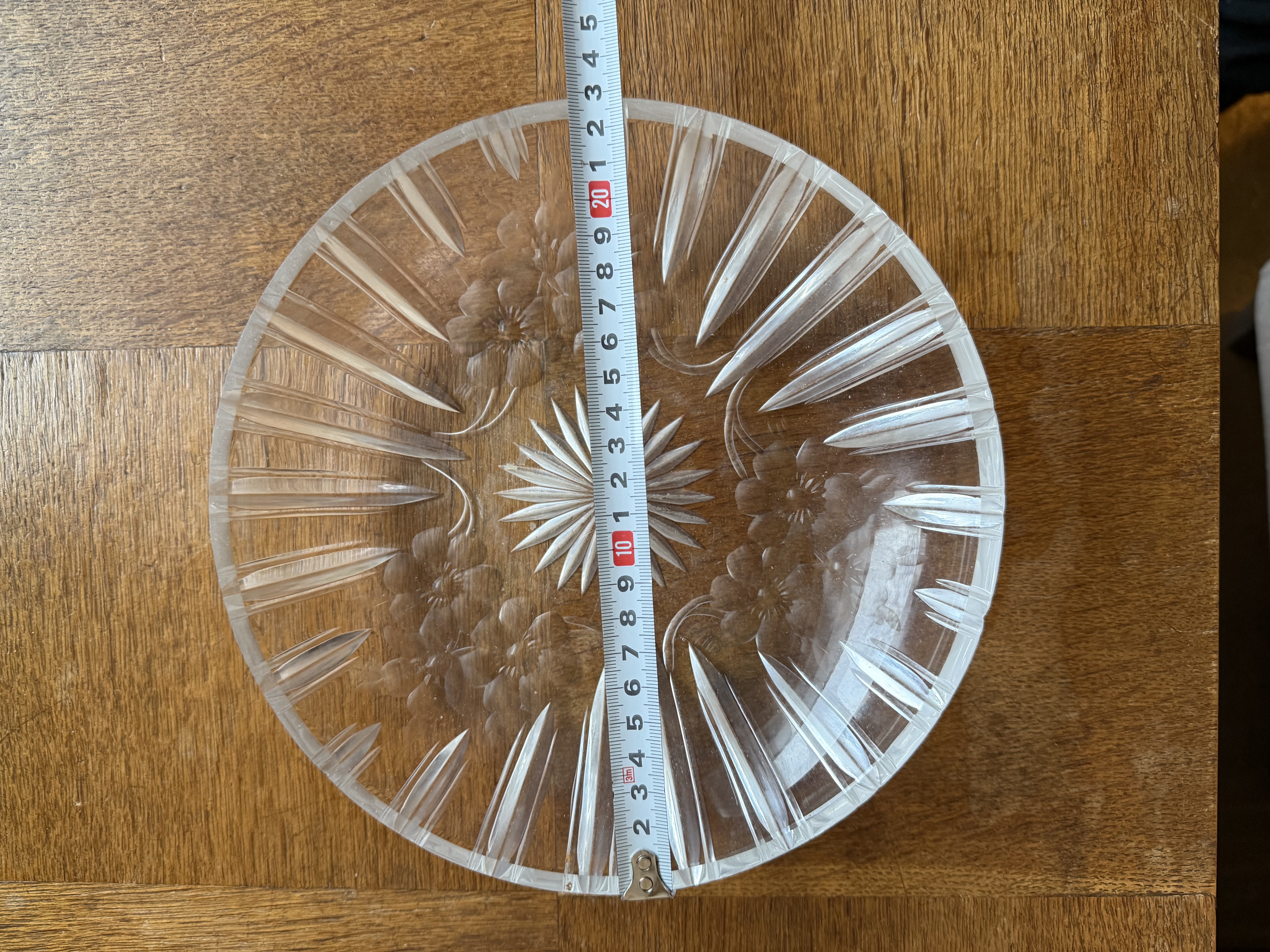 EW suur kristalltaldrik lillelihv