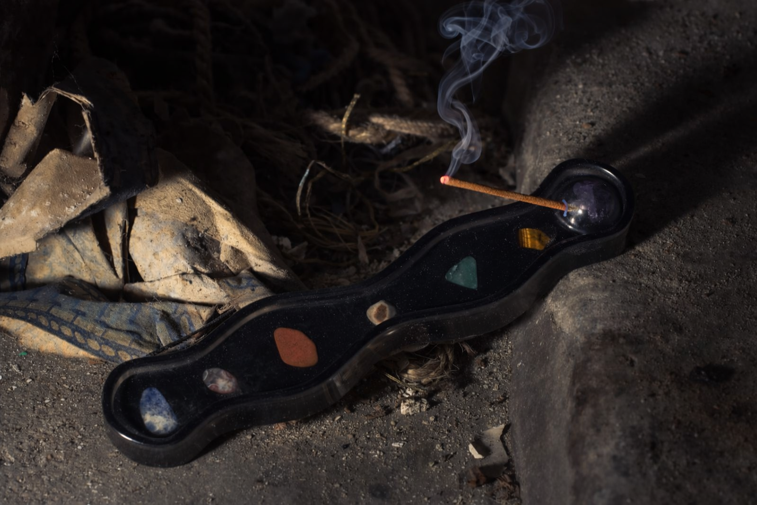 Porte-encens ondulé 7 Chakras