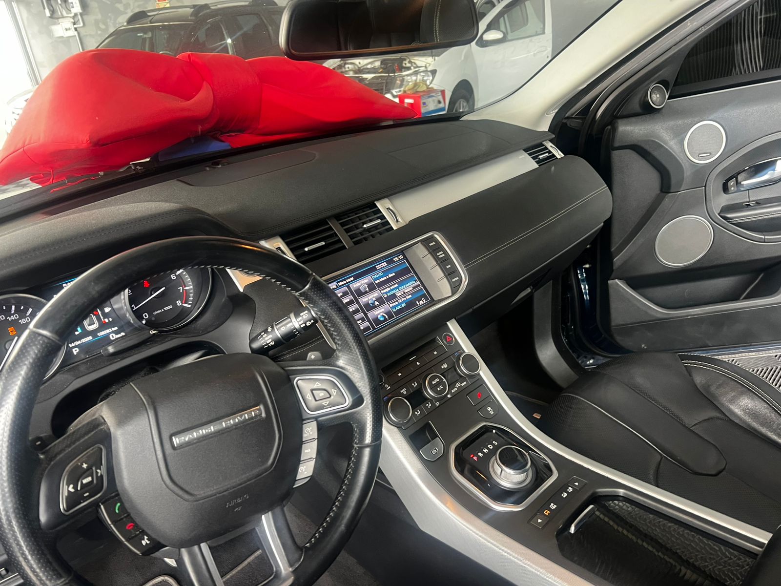EVOQUE 2013