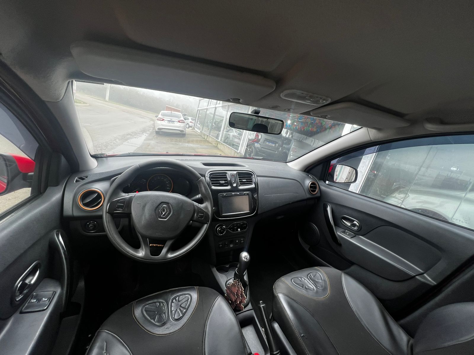 SANDERO STEPWAY 2015