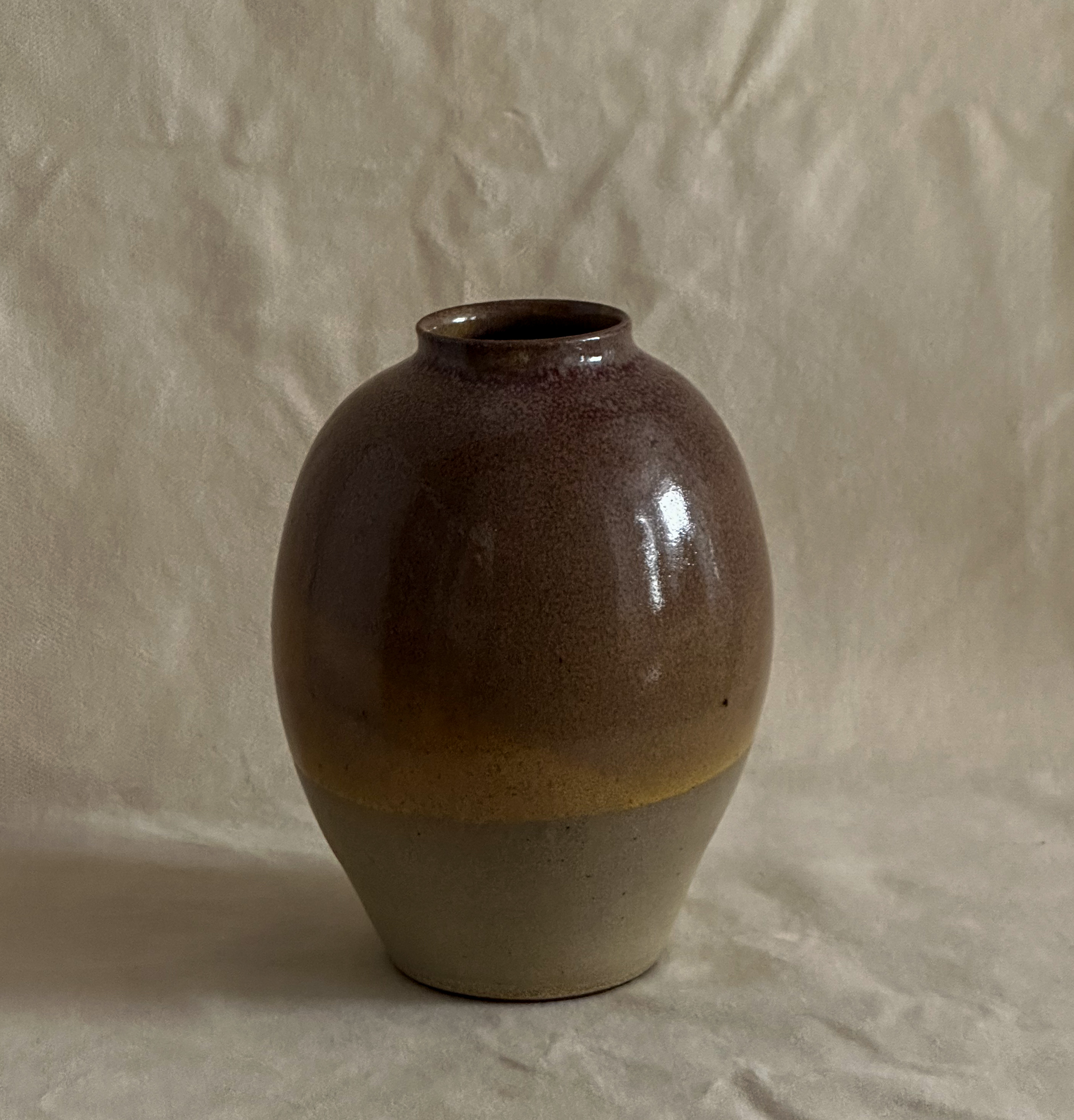Vase in two tones