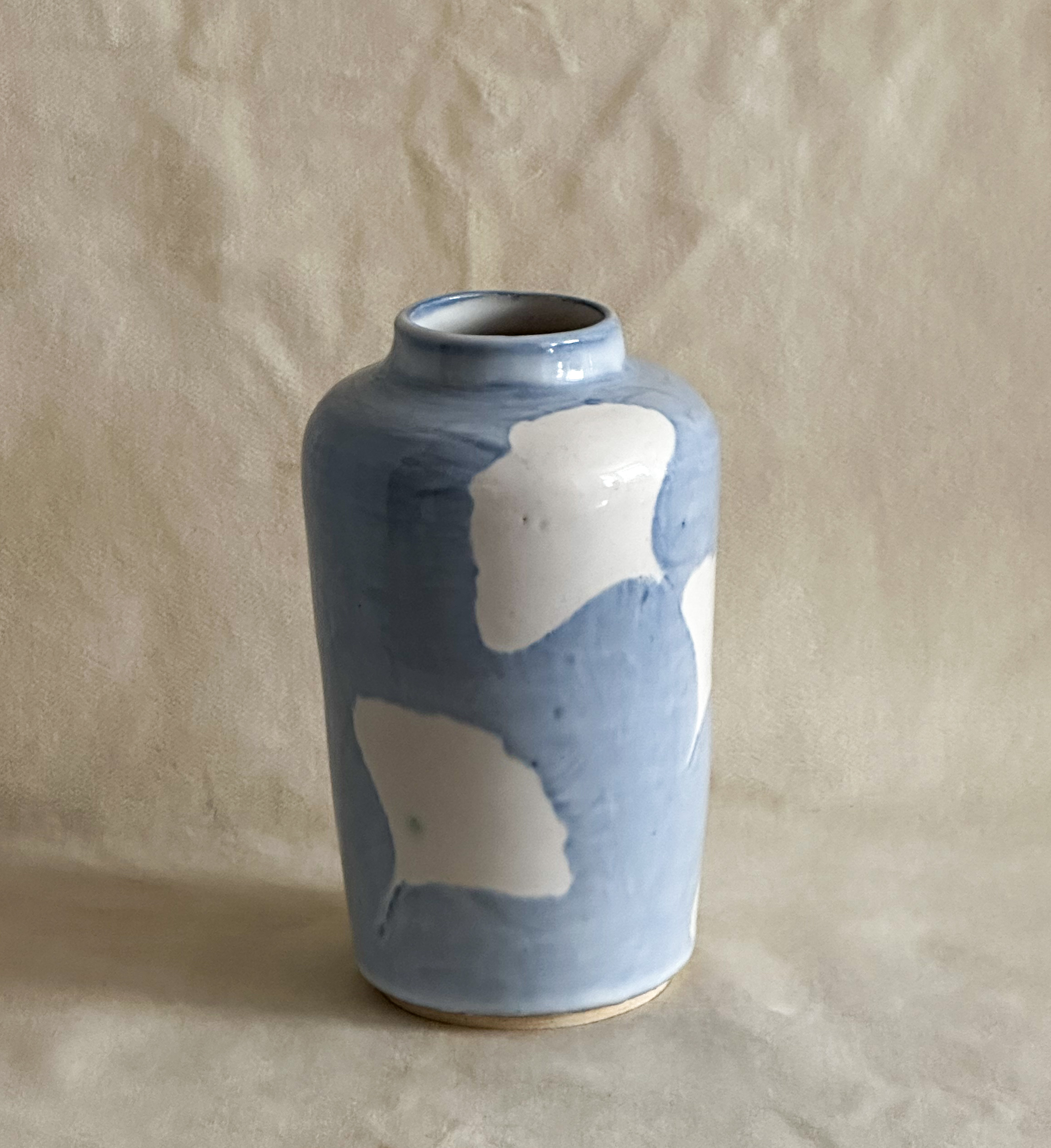 Gingko Vase in Blue and White
