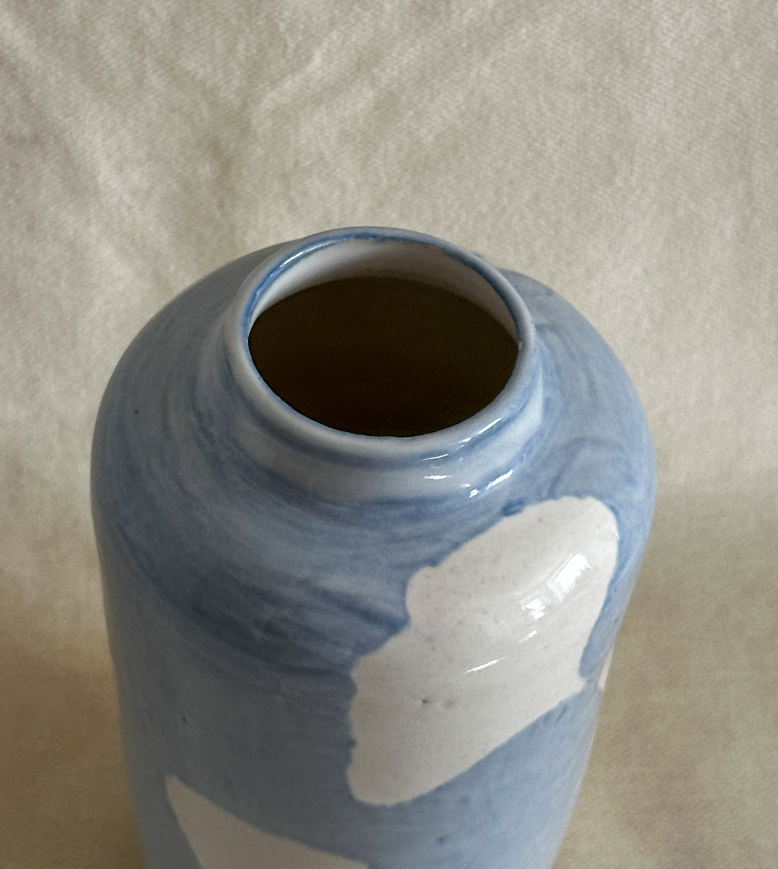 Gingko Vase in Blue and White