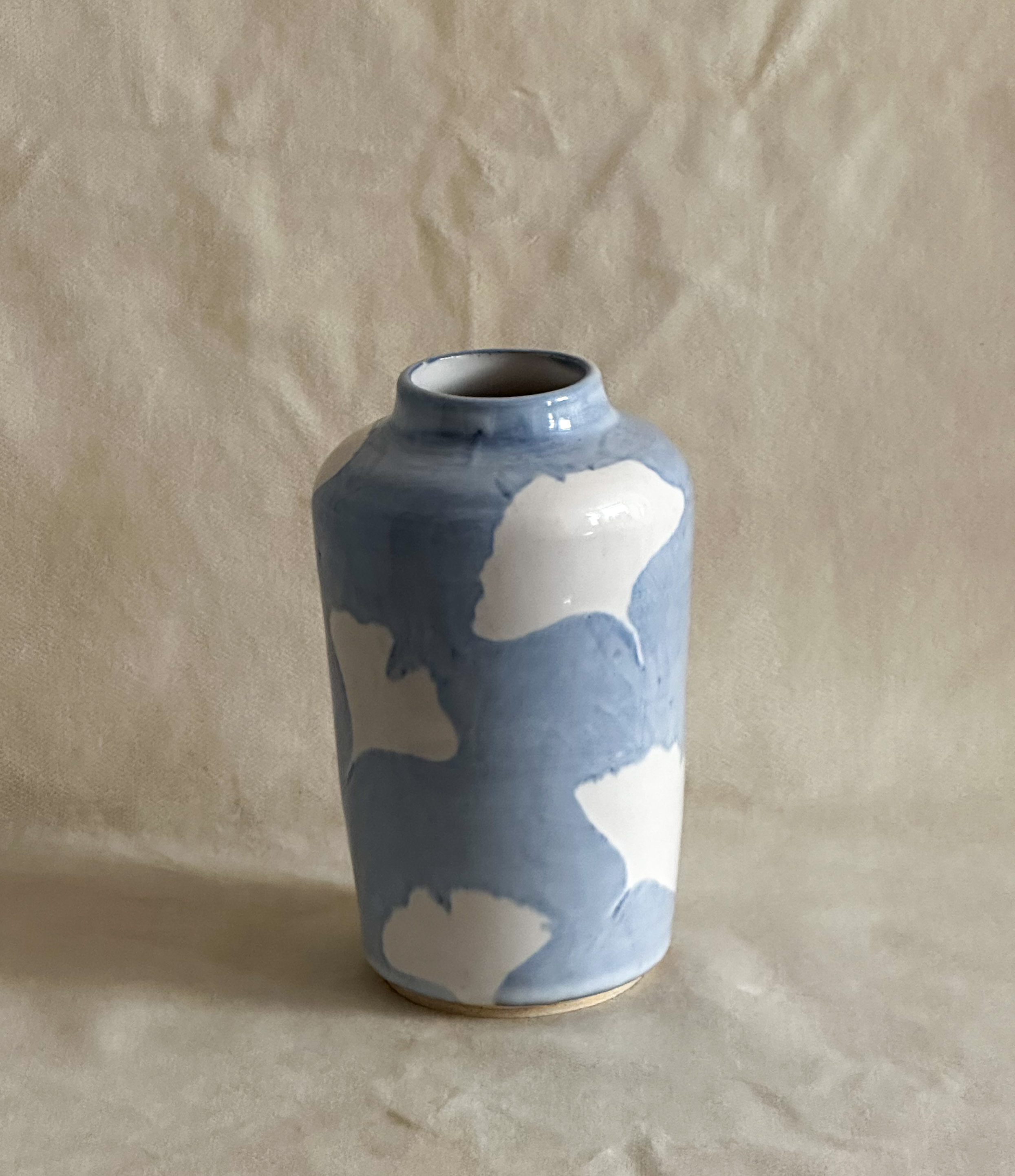 Gingko Vase in Blue and White