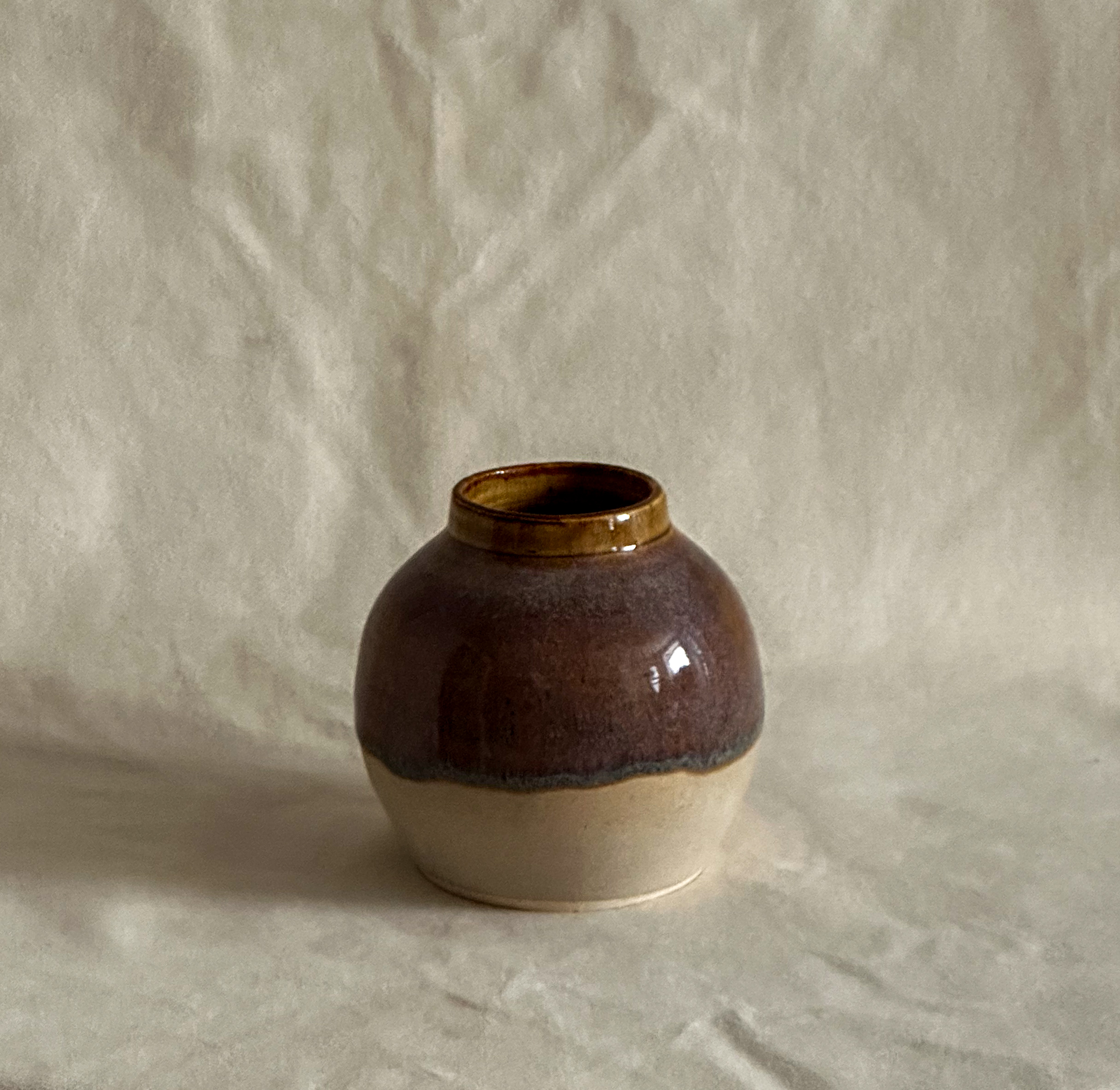 Small vase in two tones