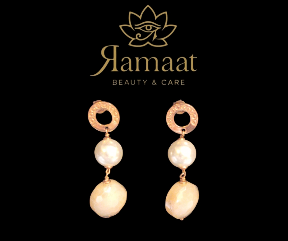 Orecchini pendenti con perle ippocampo