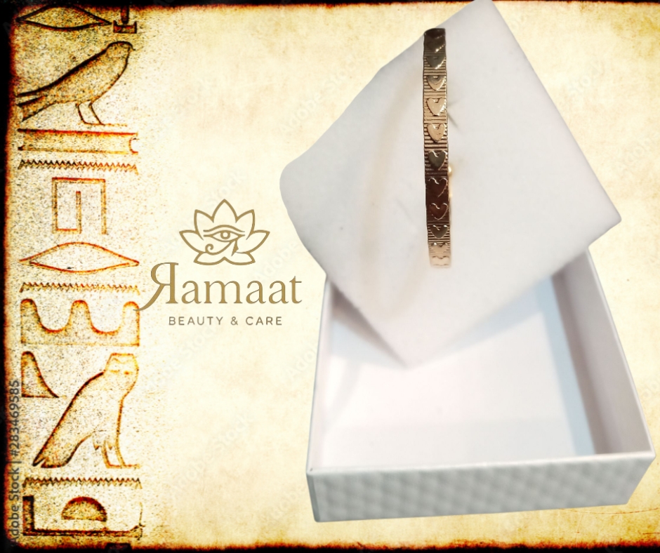 Bracciale color oro in stile egiziano