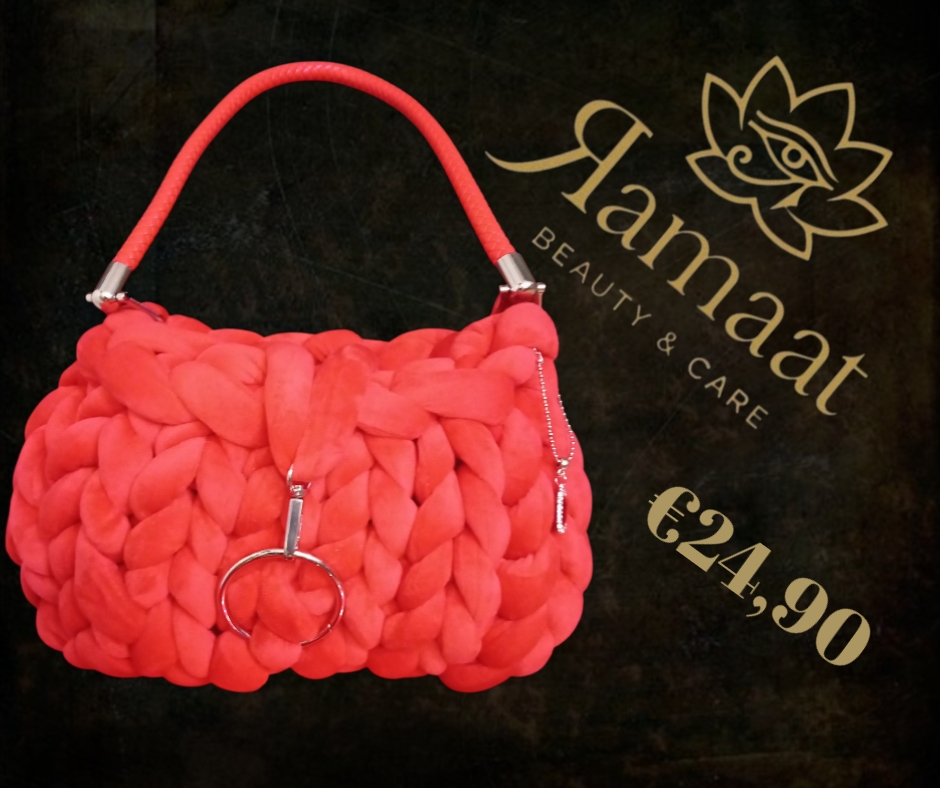 Chunky bag  rossa lavorata a mano