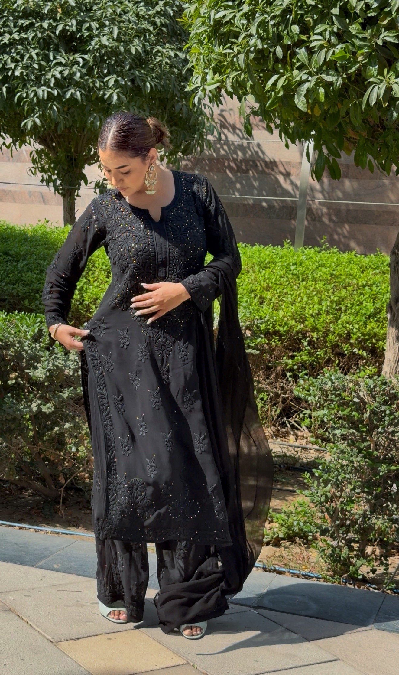 Viscose Set - Chikankari and Mukaish