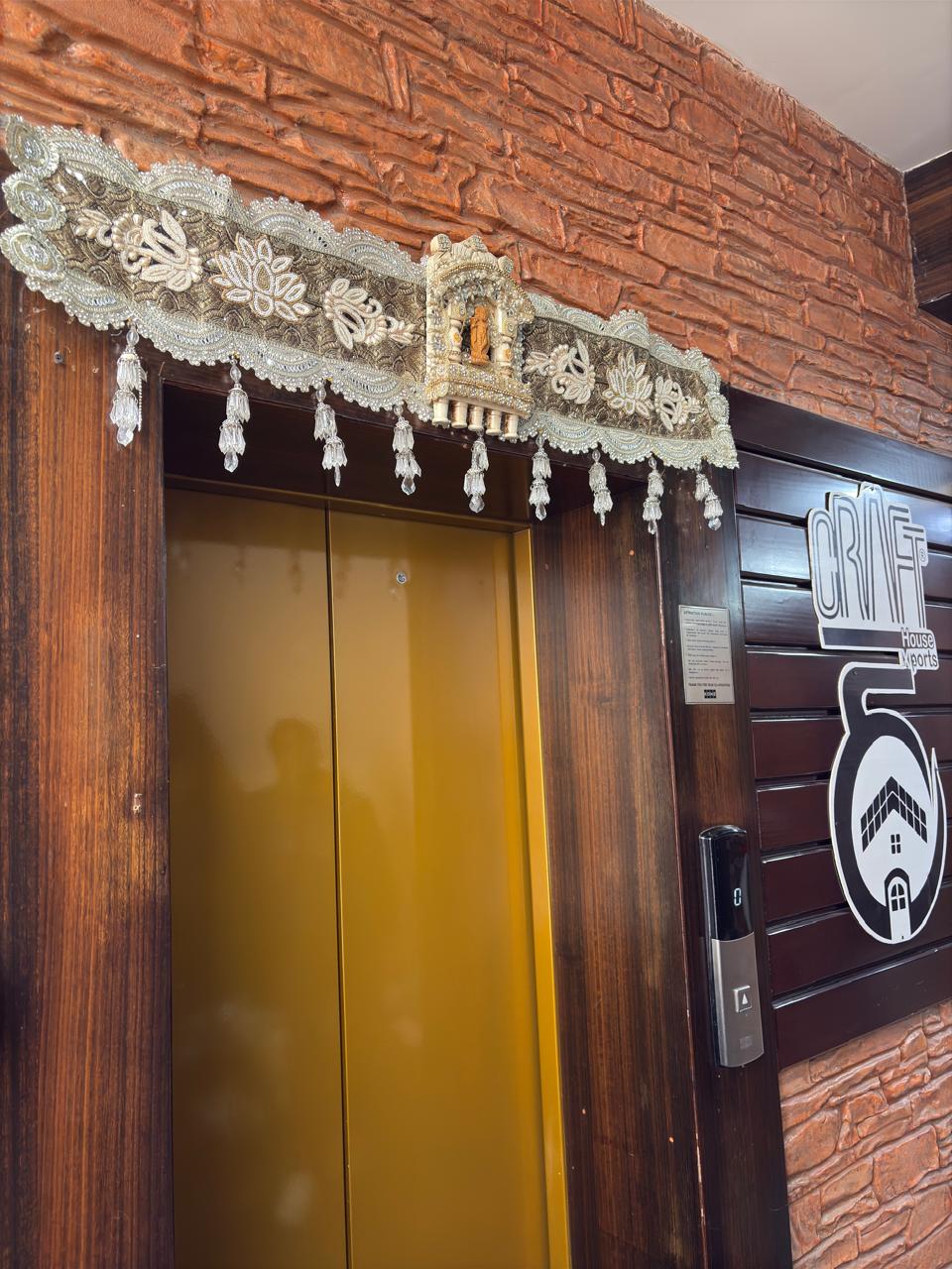 Decorative  Door Toran