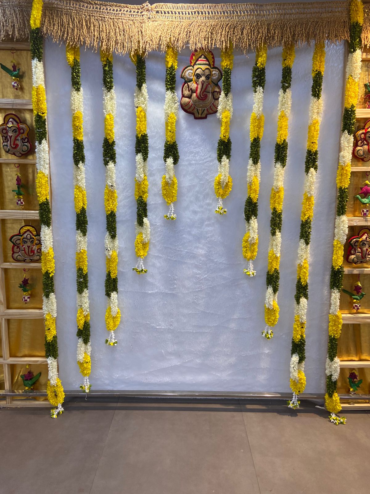 Traditional Flower Garland Backdrop (full set)