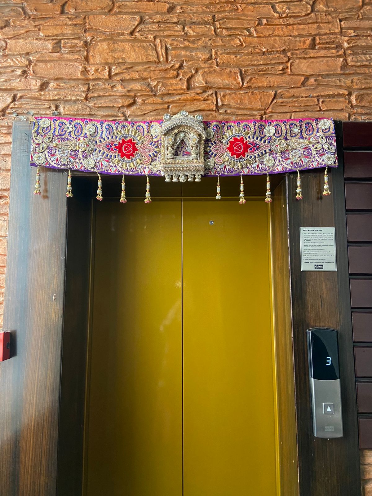 Decorative Door Toran