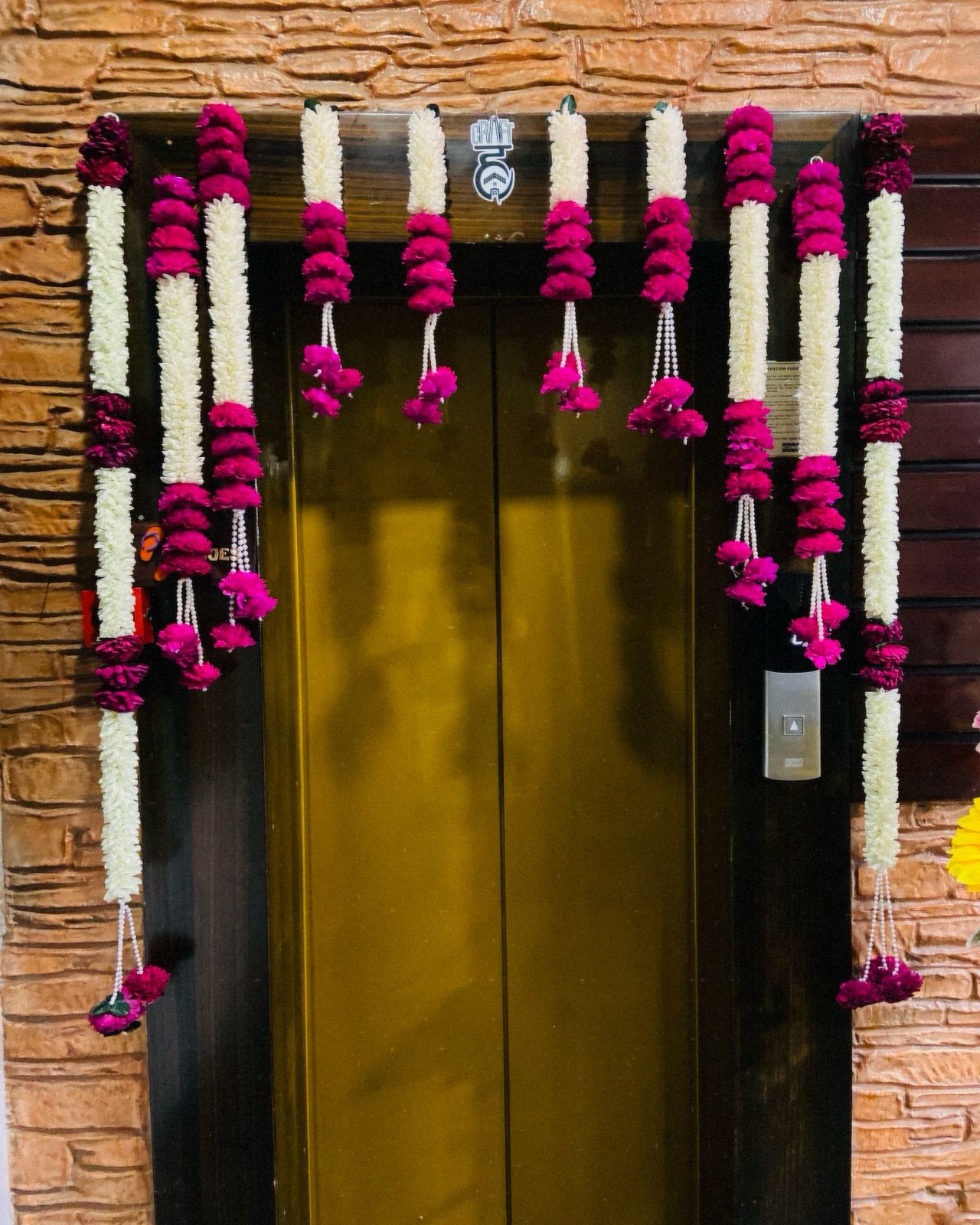 Traditional Flower Door Hanging (full set)