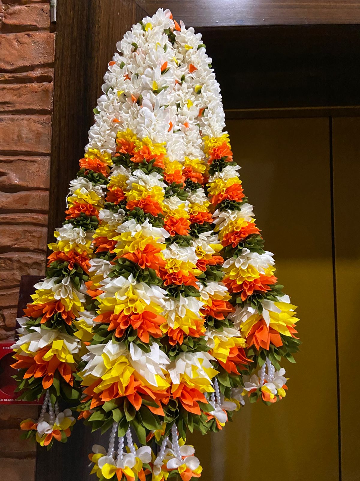 CONE SHAPE FABRIC GARLAND