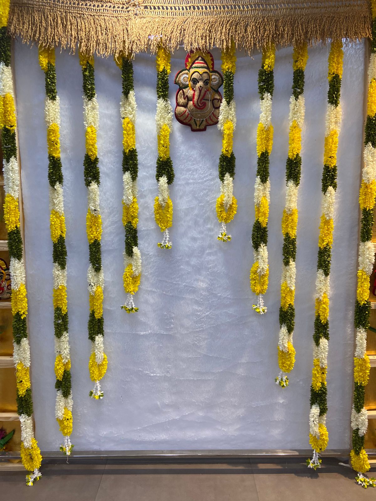 Traditional Flower Garland Backdrop (full set)