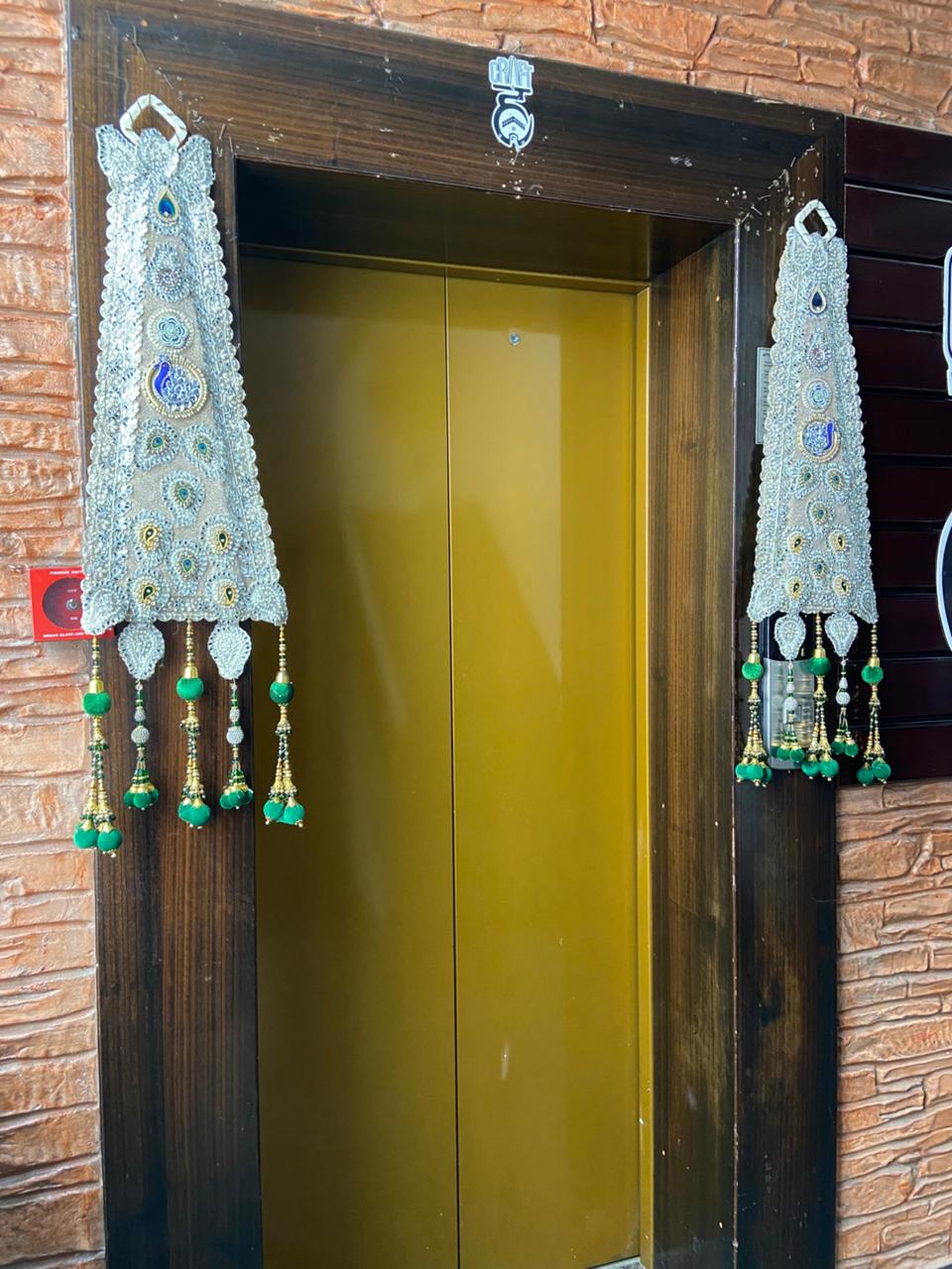 cone hanging (pair)