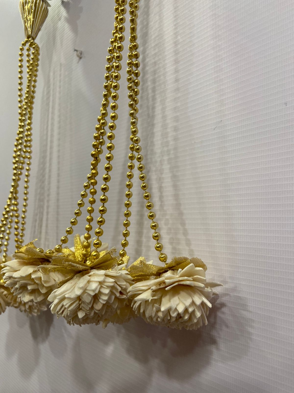 FLOWERS GARLAND (PACK OF 6)