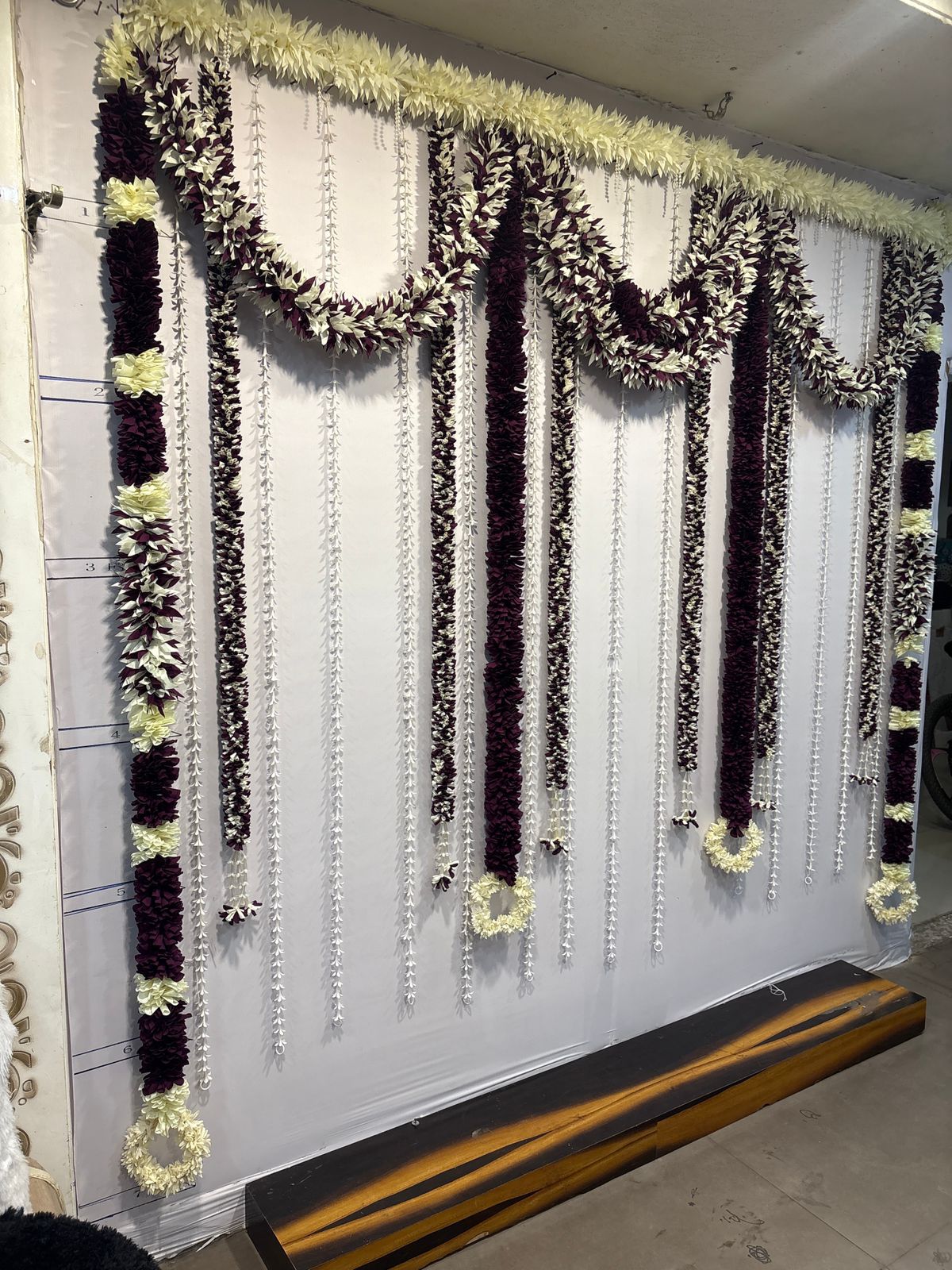 FABRIC GARLAND DOOR SET