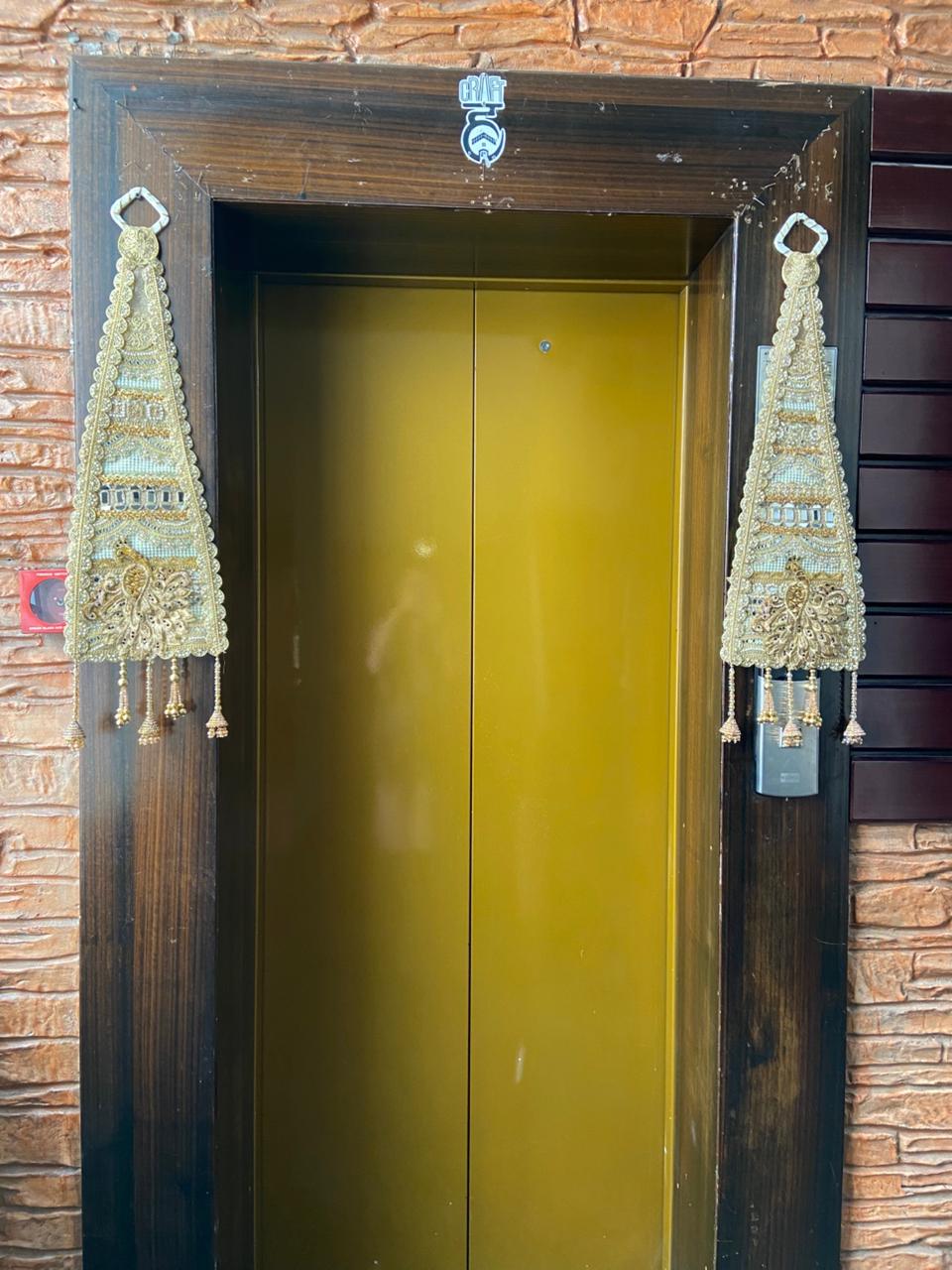 cone hanging (pair)