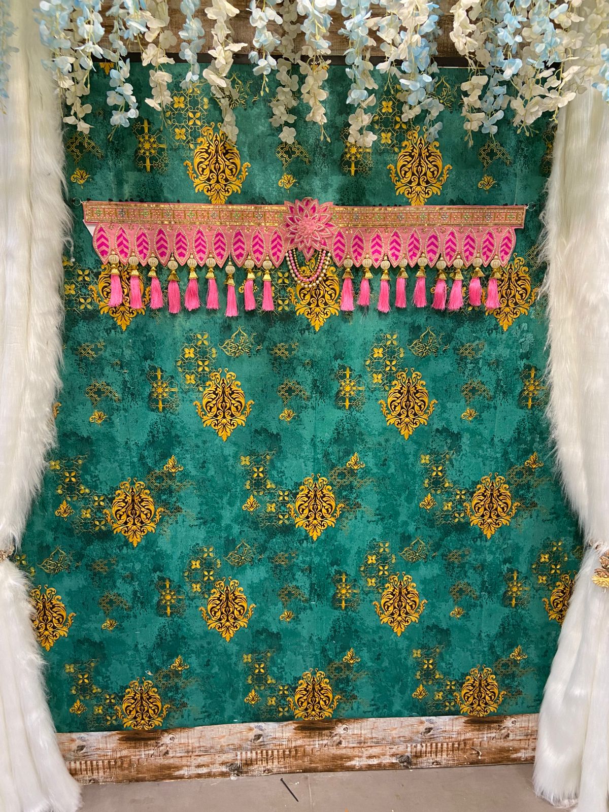 HANDCRAFTED DECORATIVE TORAN