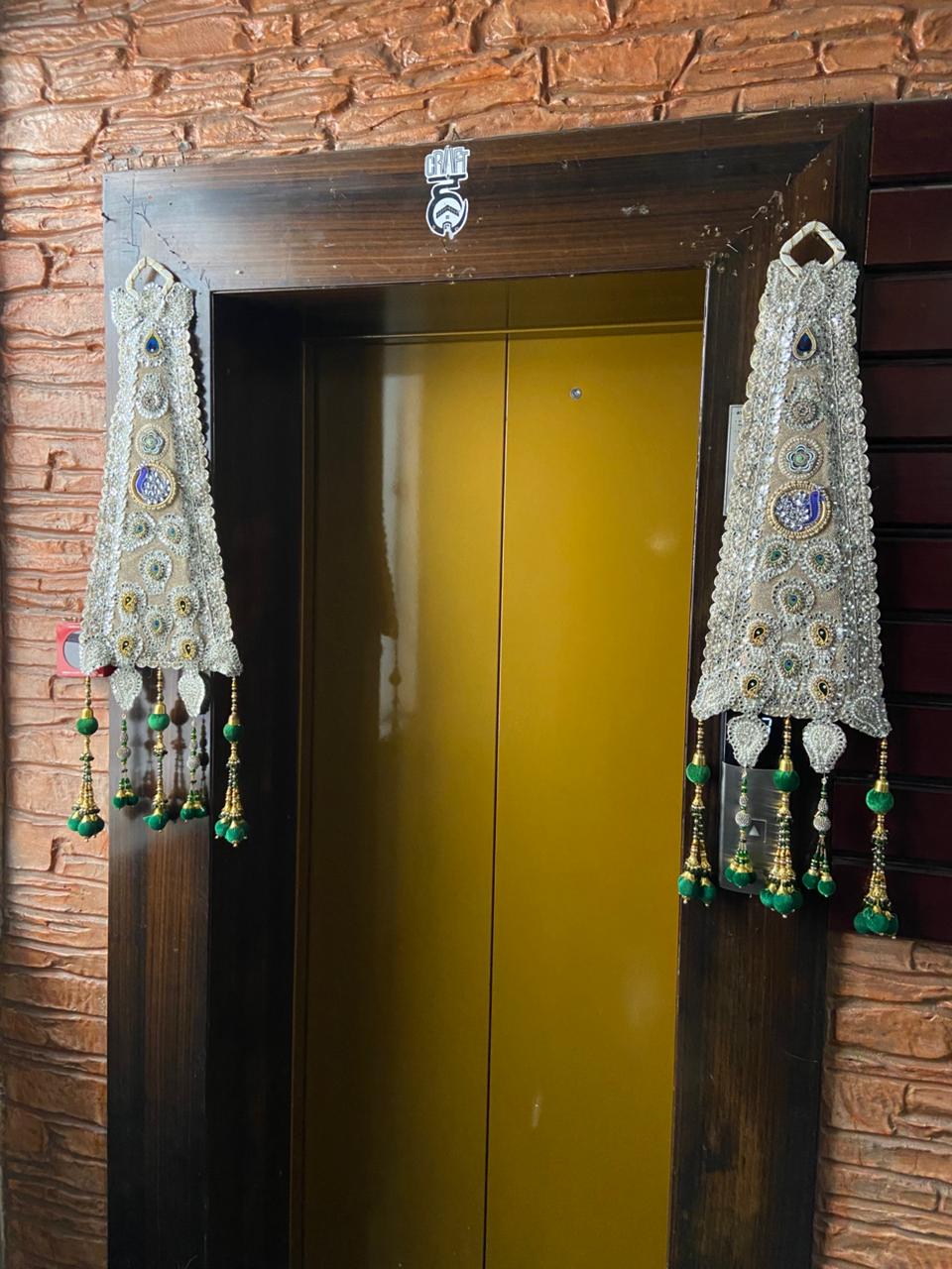 cone hanging (pair)