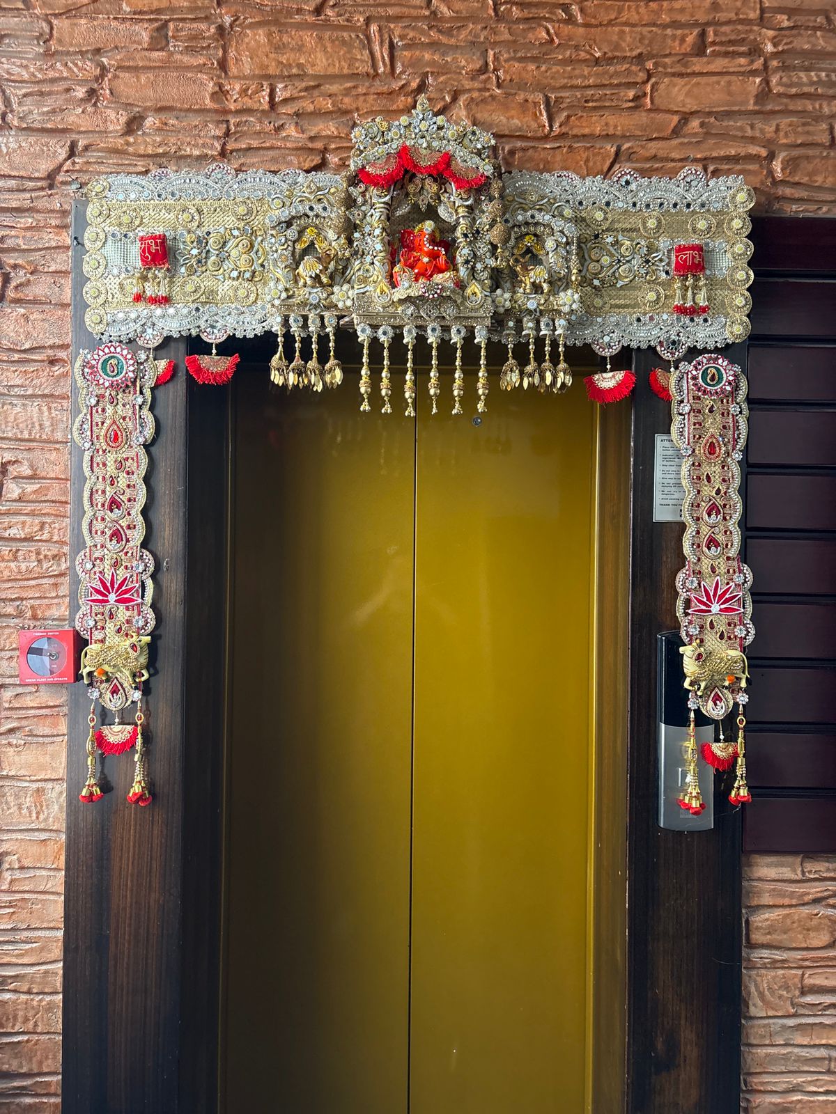 Decorative Temple Door Toran