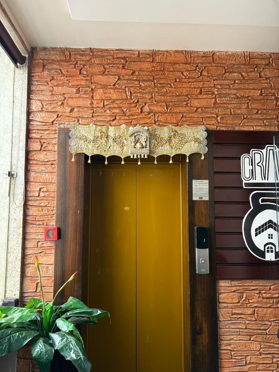 DECORATIVE DOOR TORAN WITH GANESH IDOL