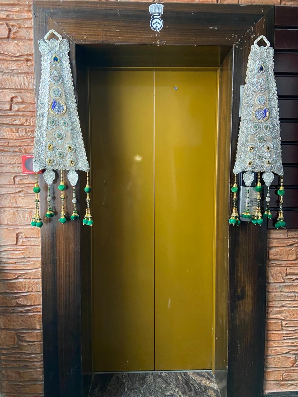 cone hanging (pair)
